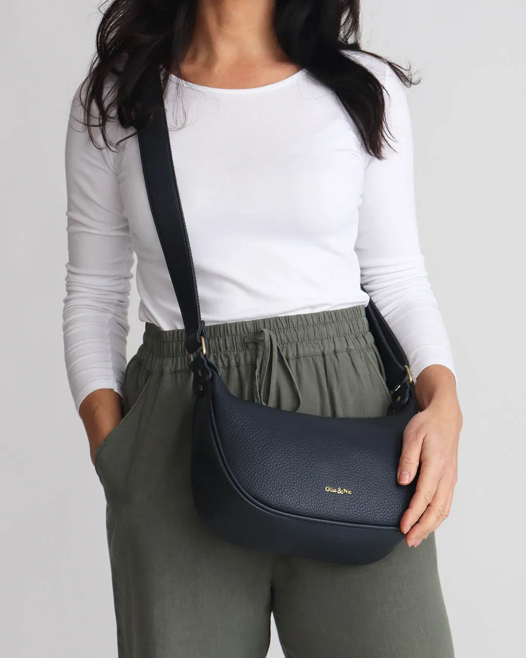 Ashby Sling Bag - Navy