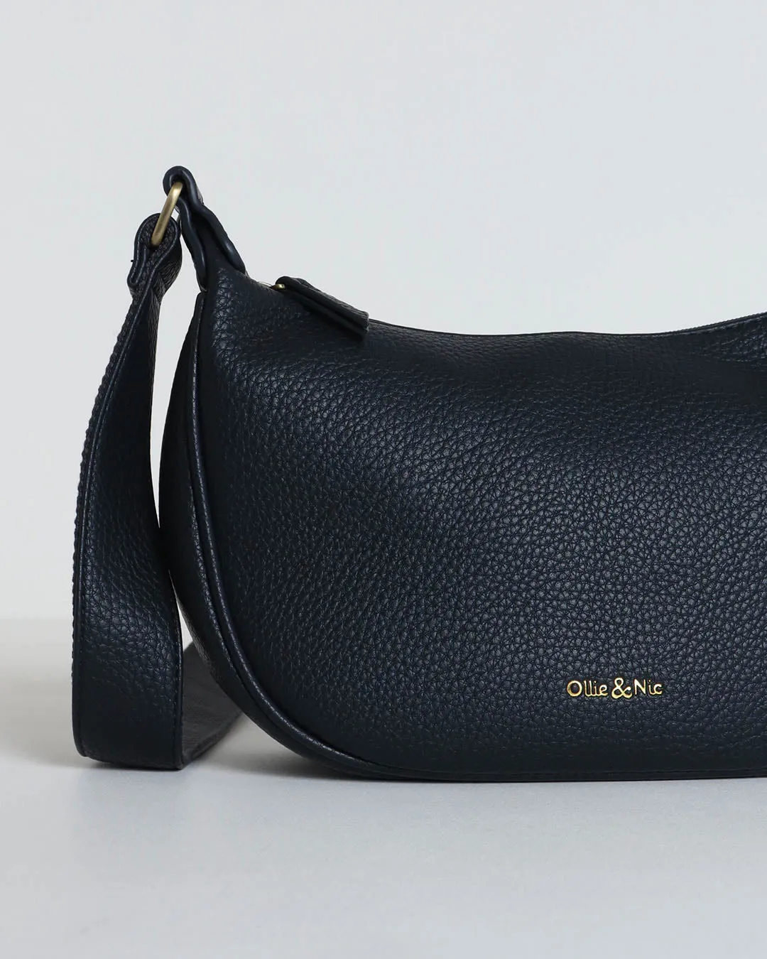 Ashby Sling Bag - Navy