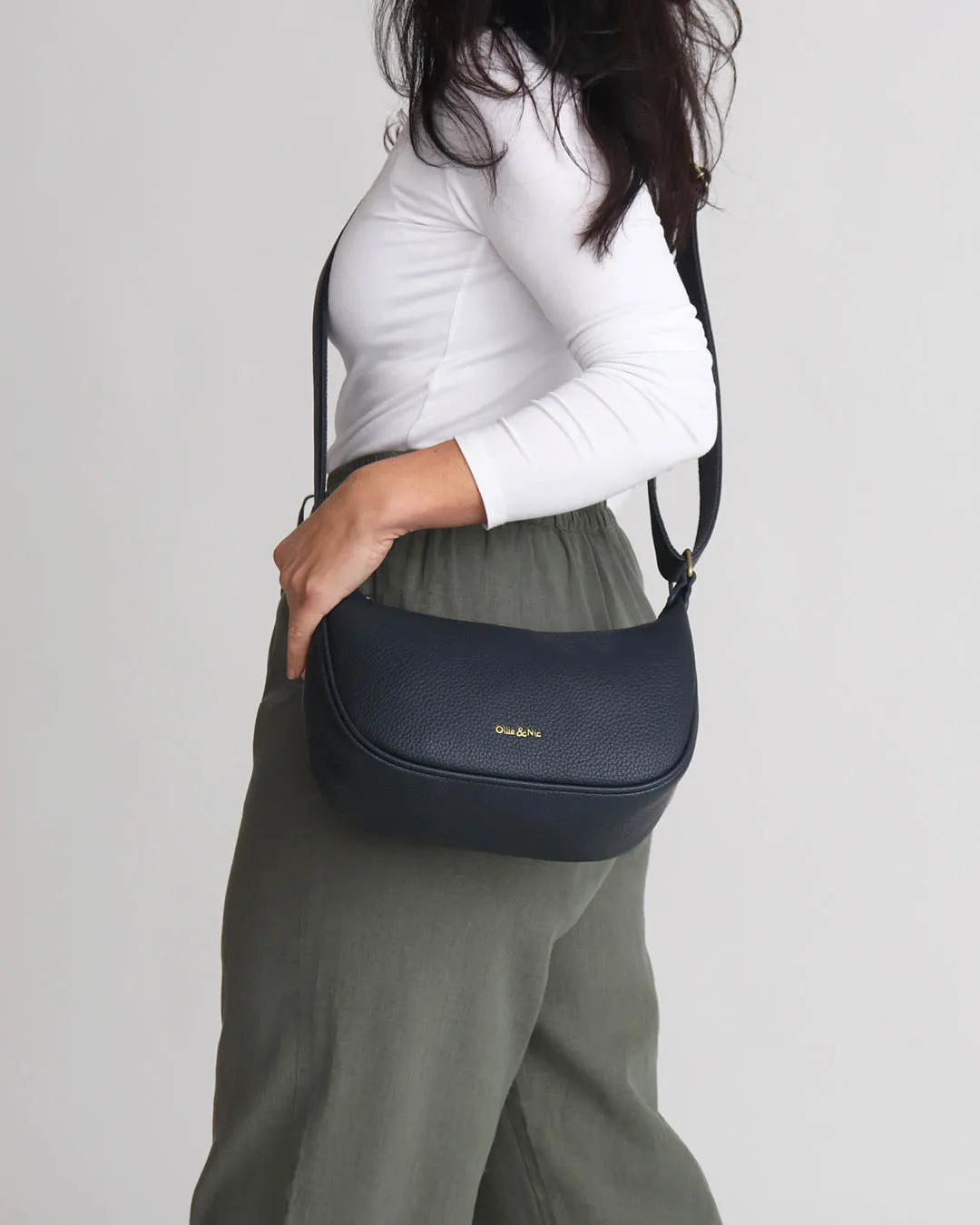 Ashby Sling Bag - Navy