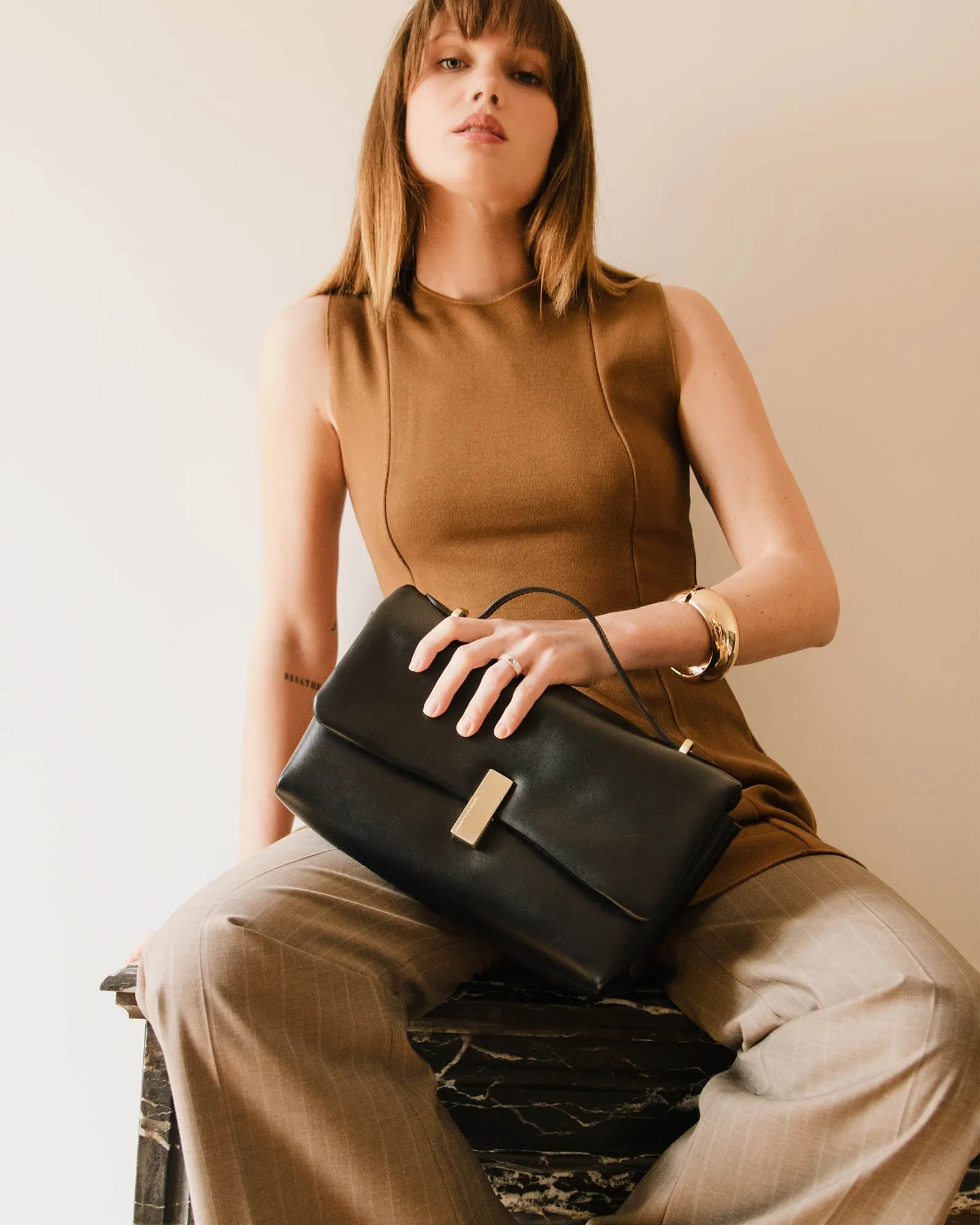 BLAIR - Black