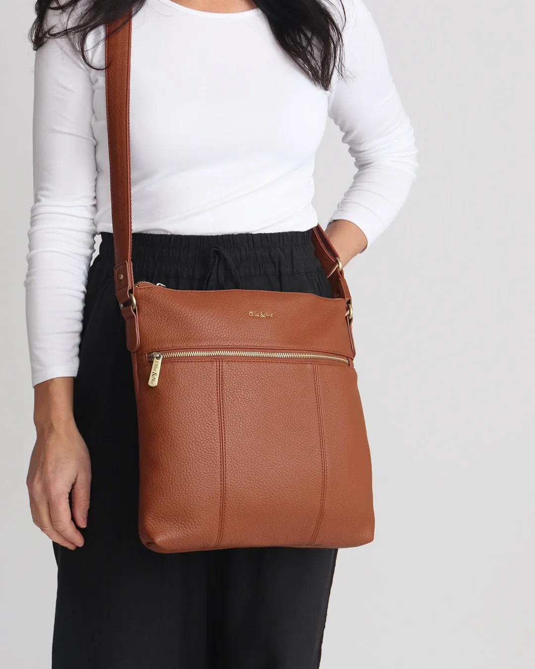 Blake Large Crossbody - Tan