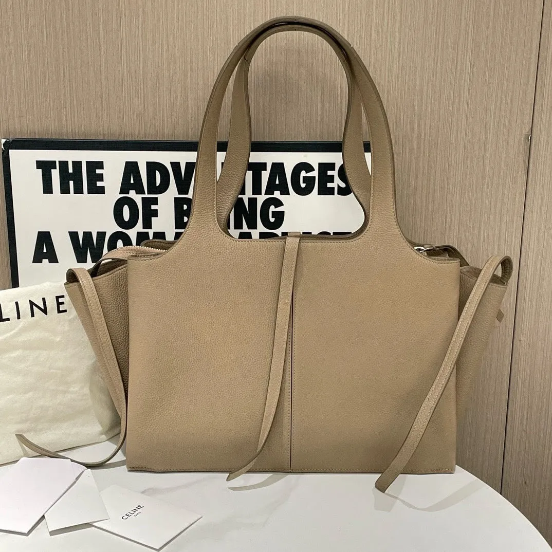 Celine Trifold Shoulder Bag in Taupe Leather - Preloved (2016) #13615
