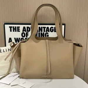 Celine Trifold Shoulder Bag in Taupe Leather - Preloved (2016) #13615