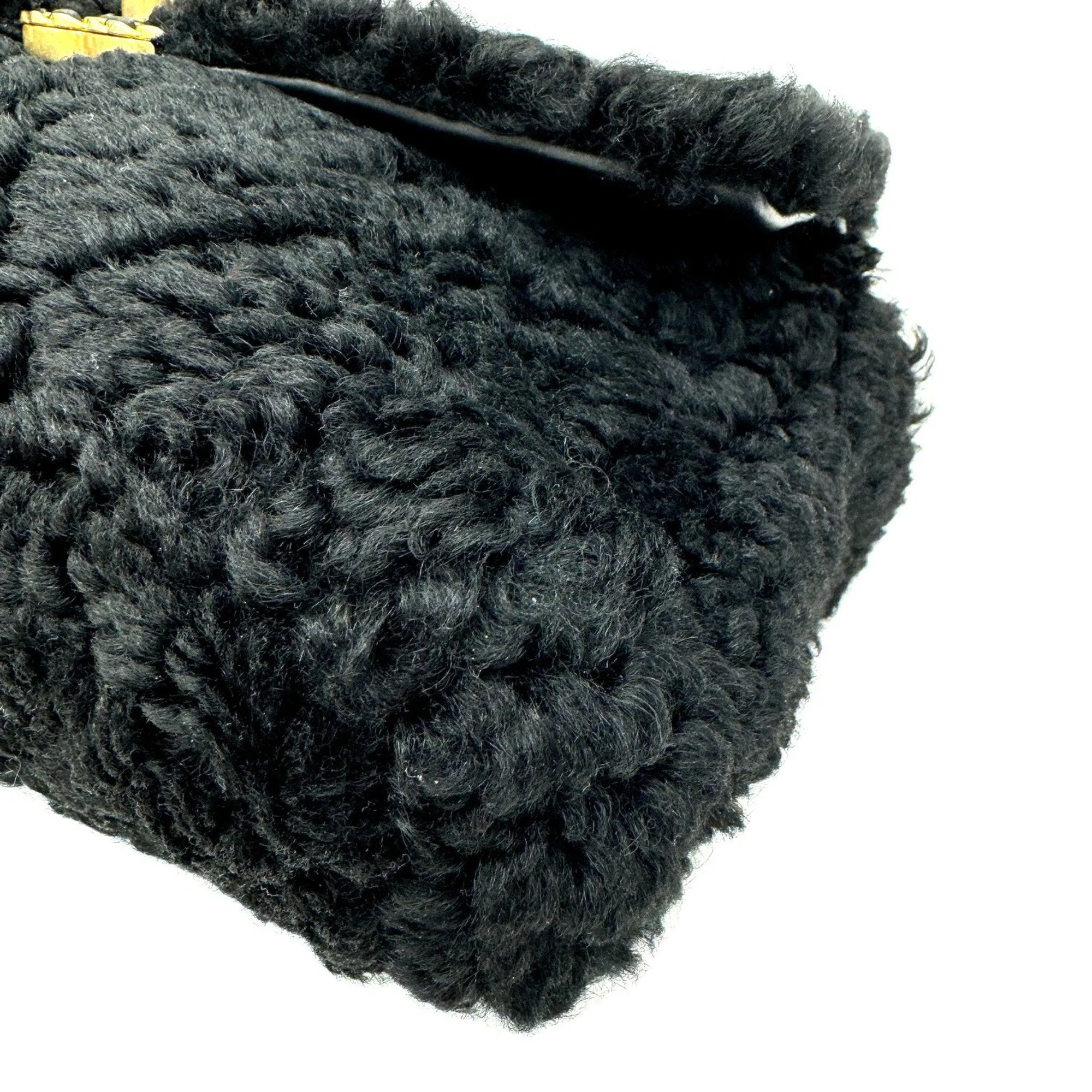 CHANEL  19 Shoulder Bag