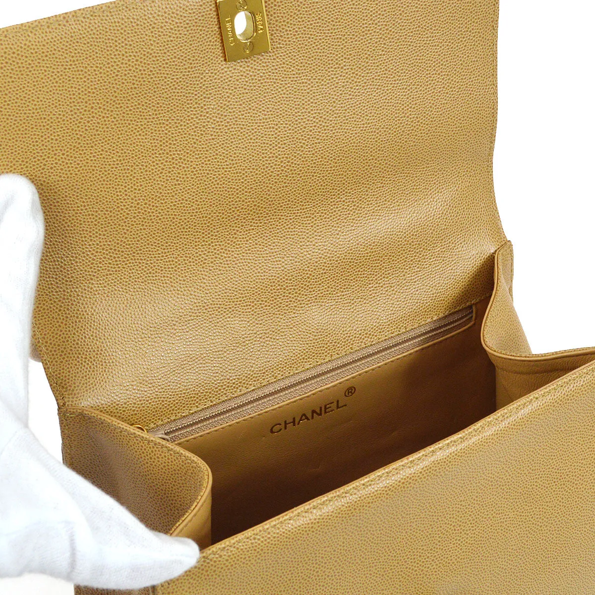 CHANEL 1999 Beige Caviar Trapezoid Shoulder Bag