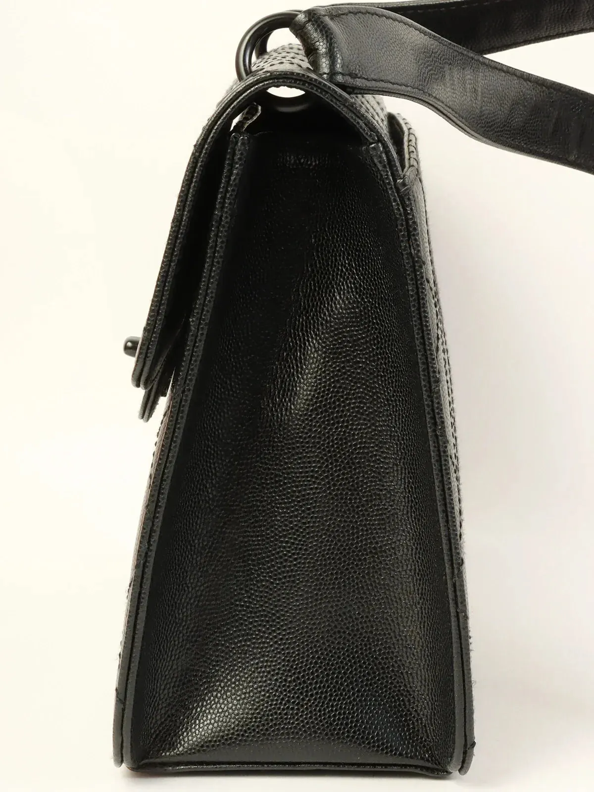 CHANEL Around 1998 Made Caviar Skin Turn-Lock Shoulder Bag Black