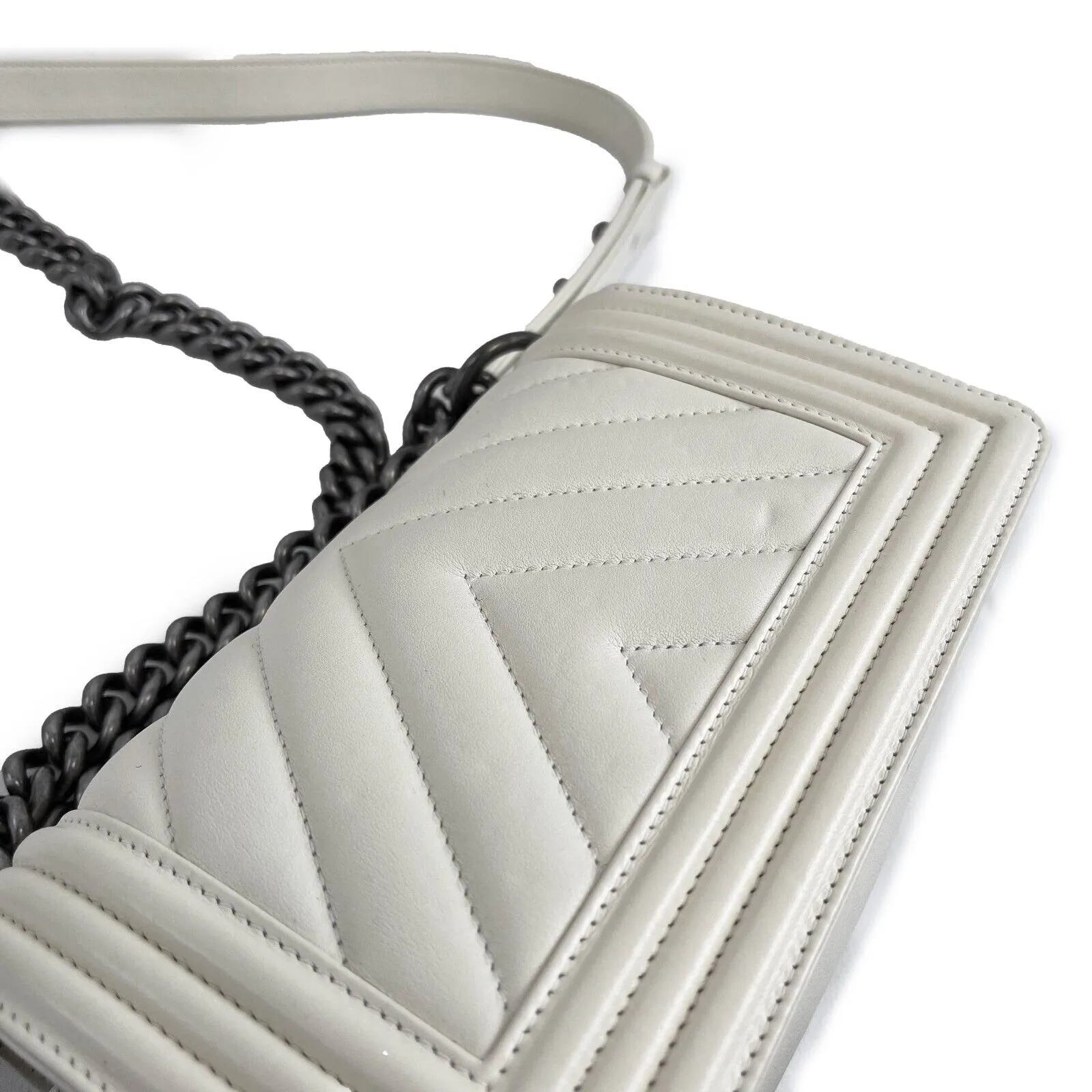 CHANEL Boy Flap Chevron Quilted White Shoulder Bag Mini