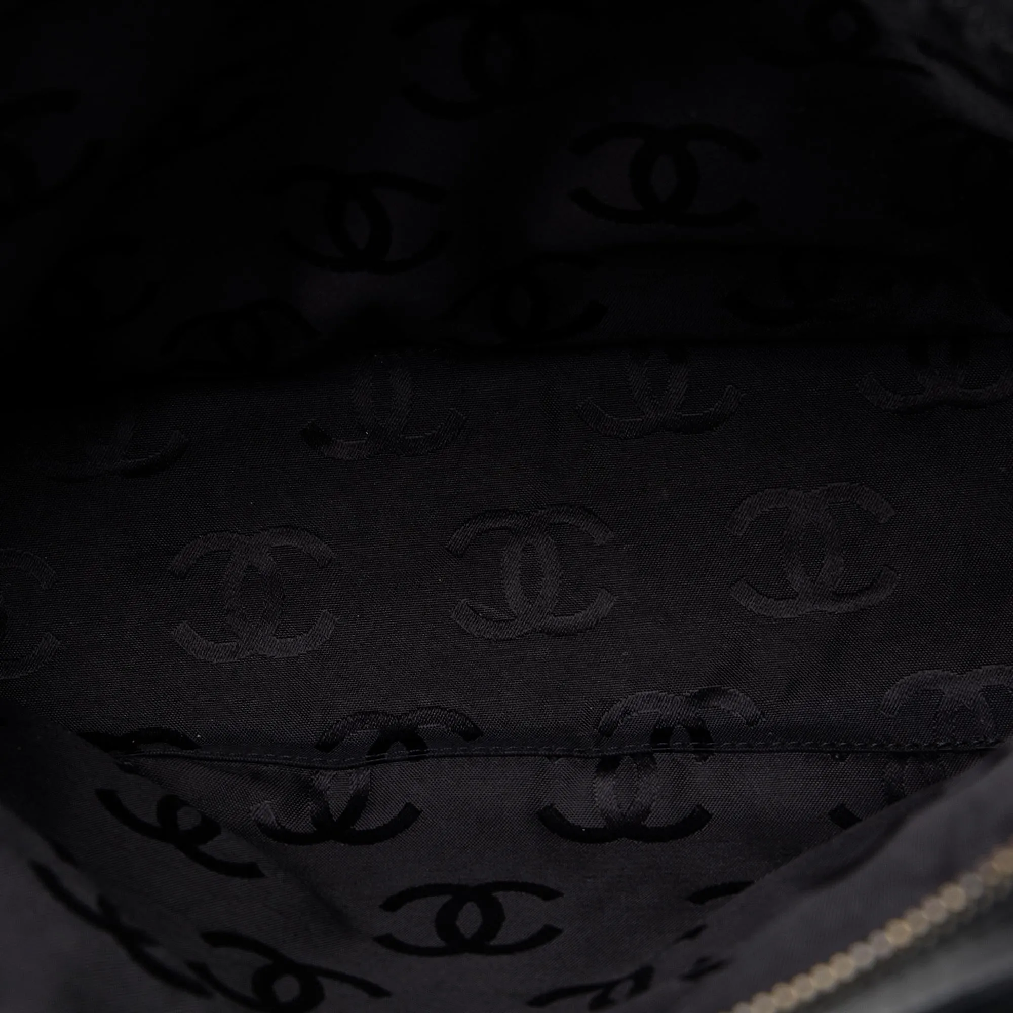 Chanel Cotton Choco Bar Shoulder Bag (SHG-05HMsv)