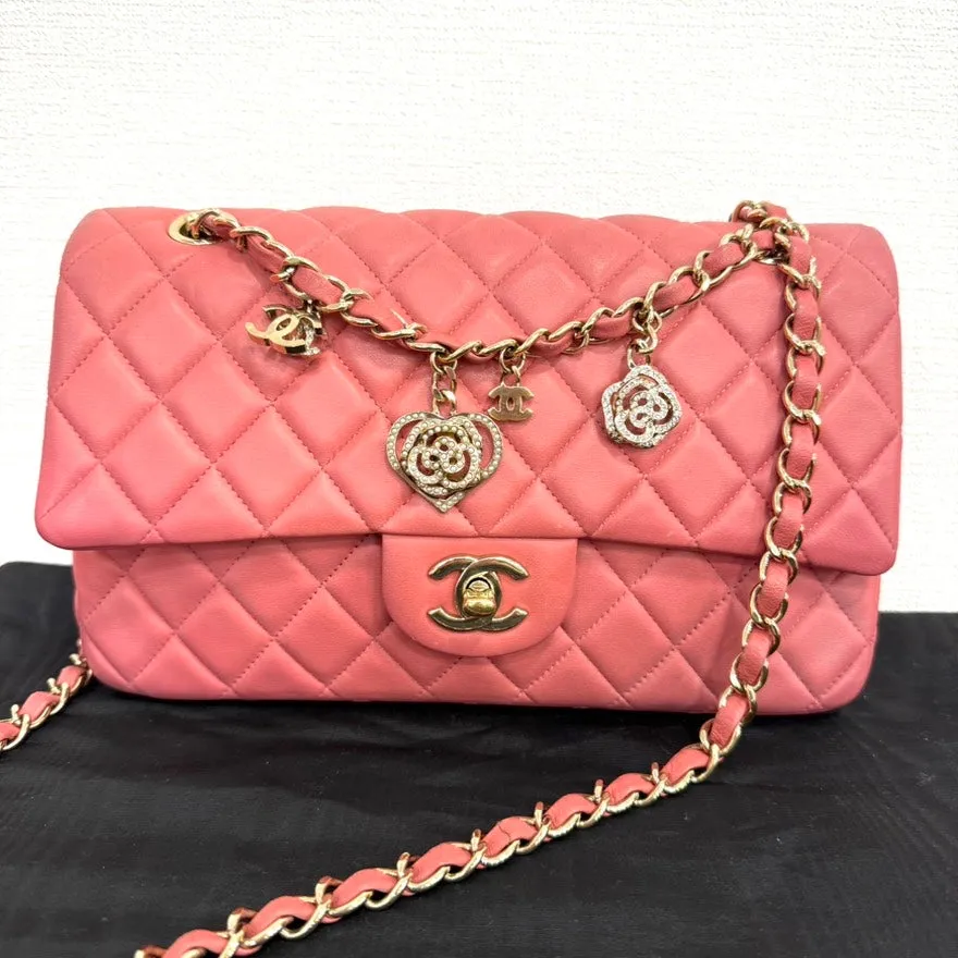 Chanel Lambskin Single Flap Bag Medium Pink Shoulder Bag with Charms Series 19 FM0037