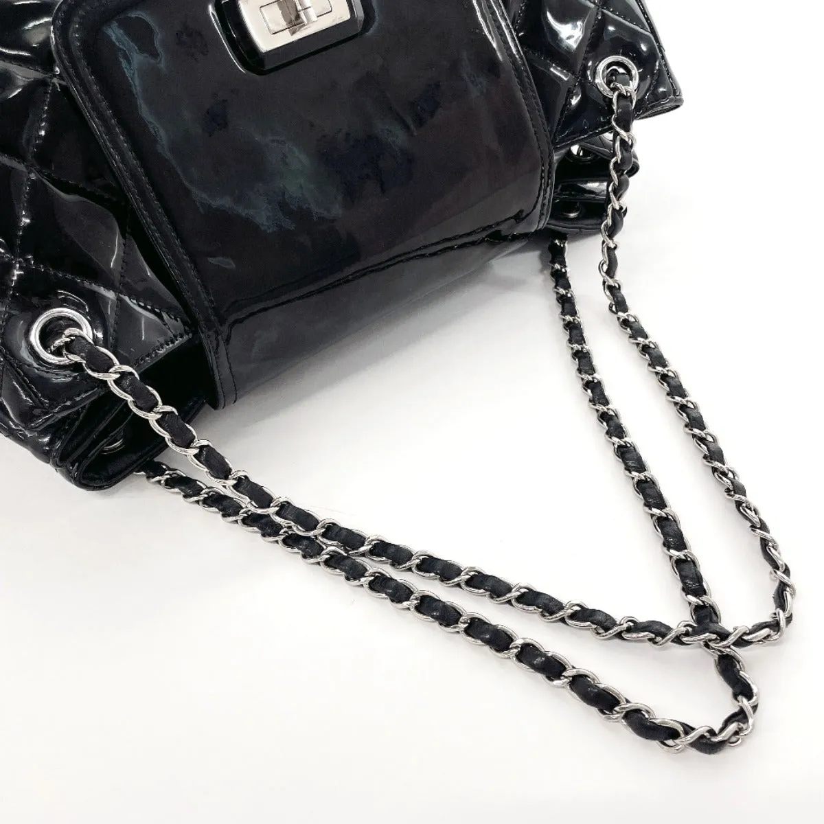 CHANEL Shoulder Bag Patent leather black ChainShoulder Matrasse