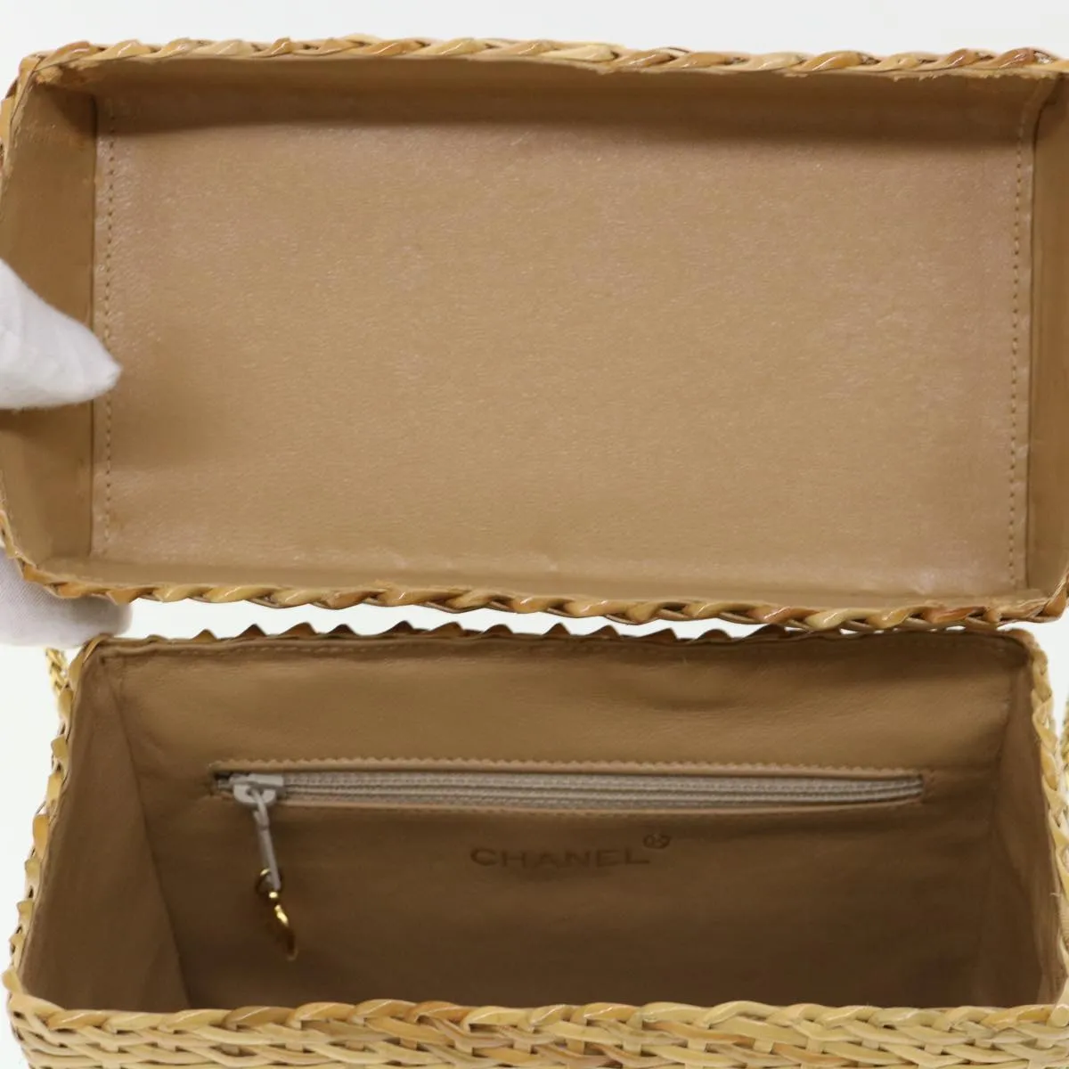 CHANEL  Shoulder Bag