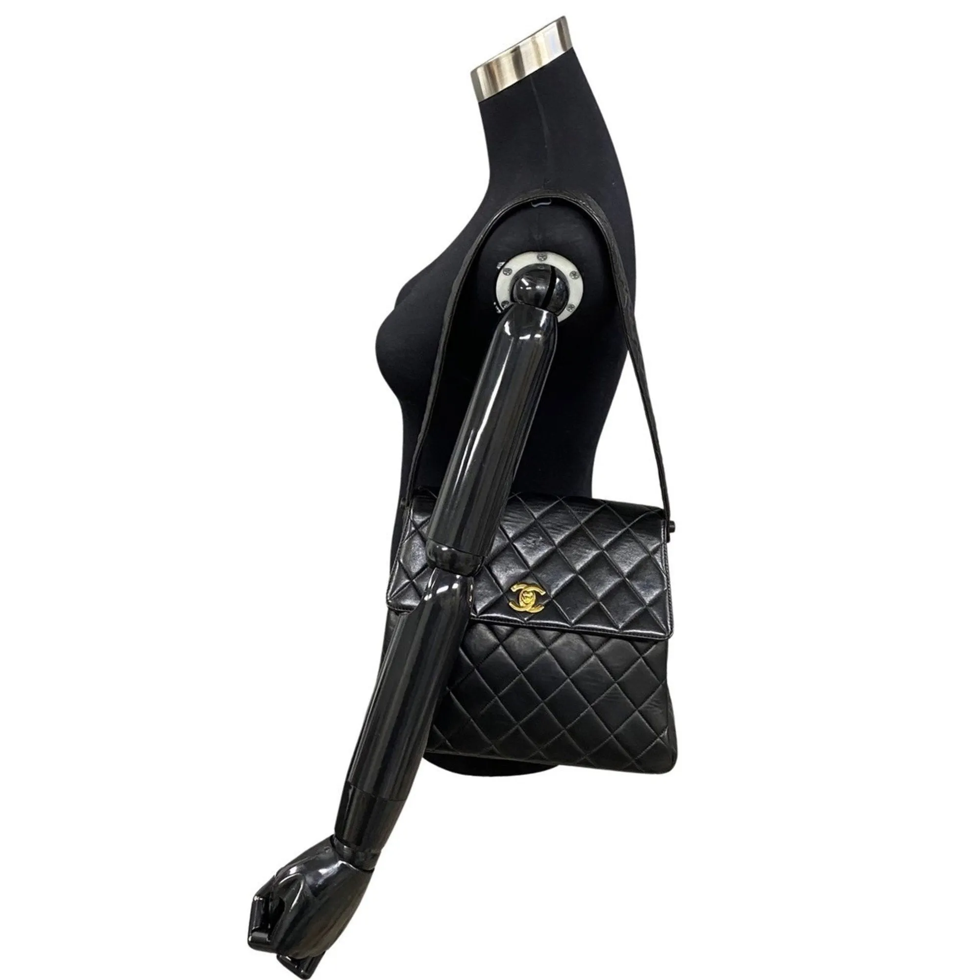 CHANEL Shoulder Bag