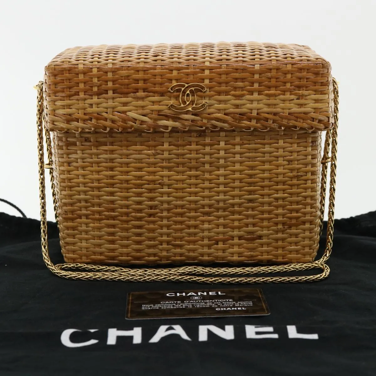 CHANEL  Shoulder Bag
