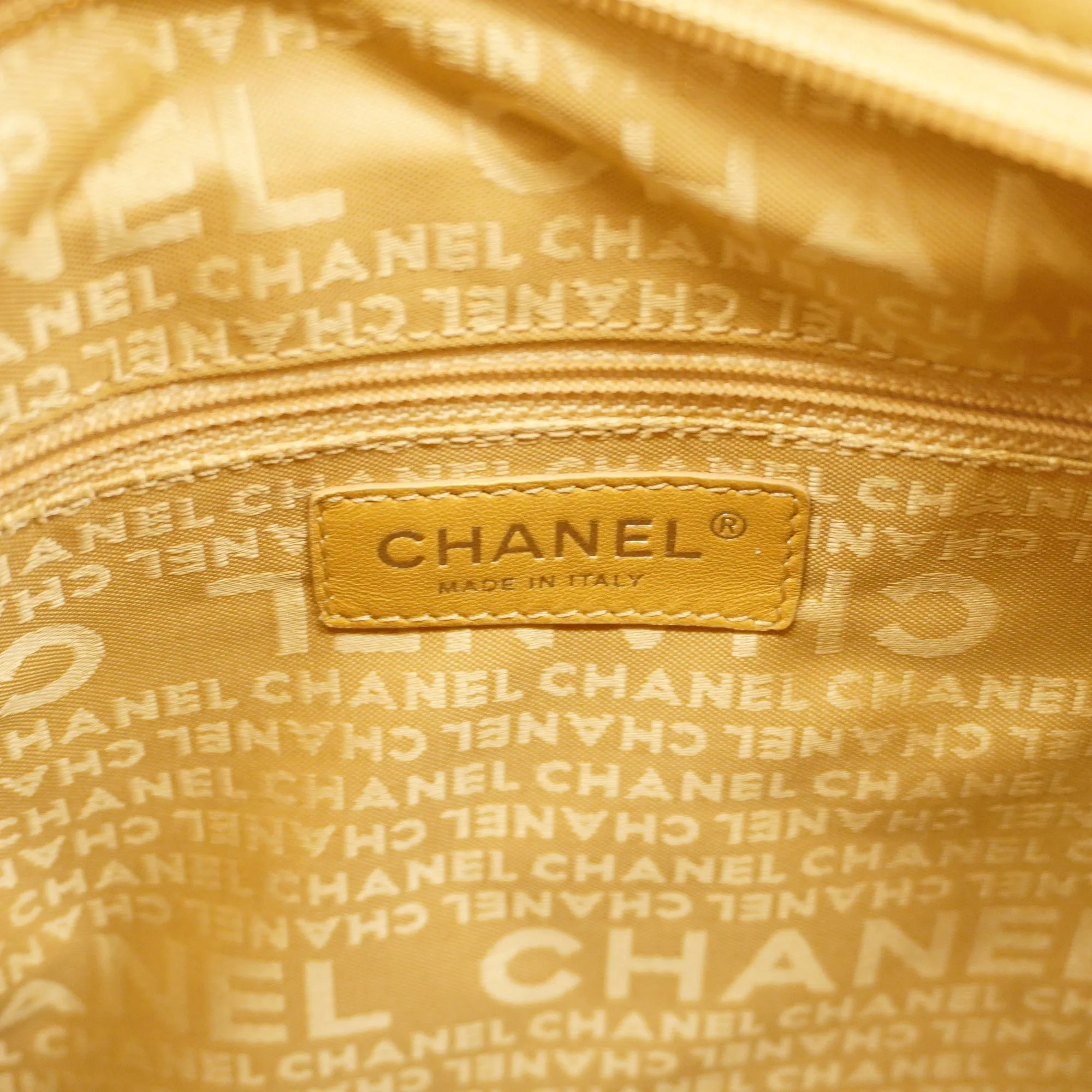 ChanelAuth  Matelasse Chain Shoulder Lambskin Women's Leather Shoulder Bag Beige