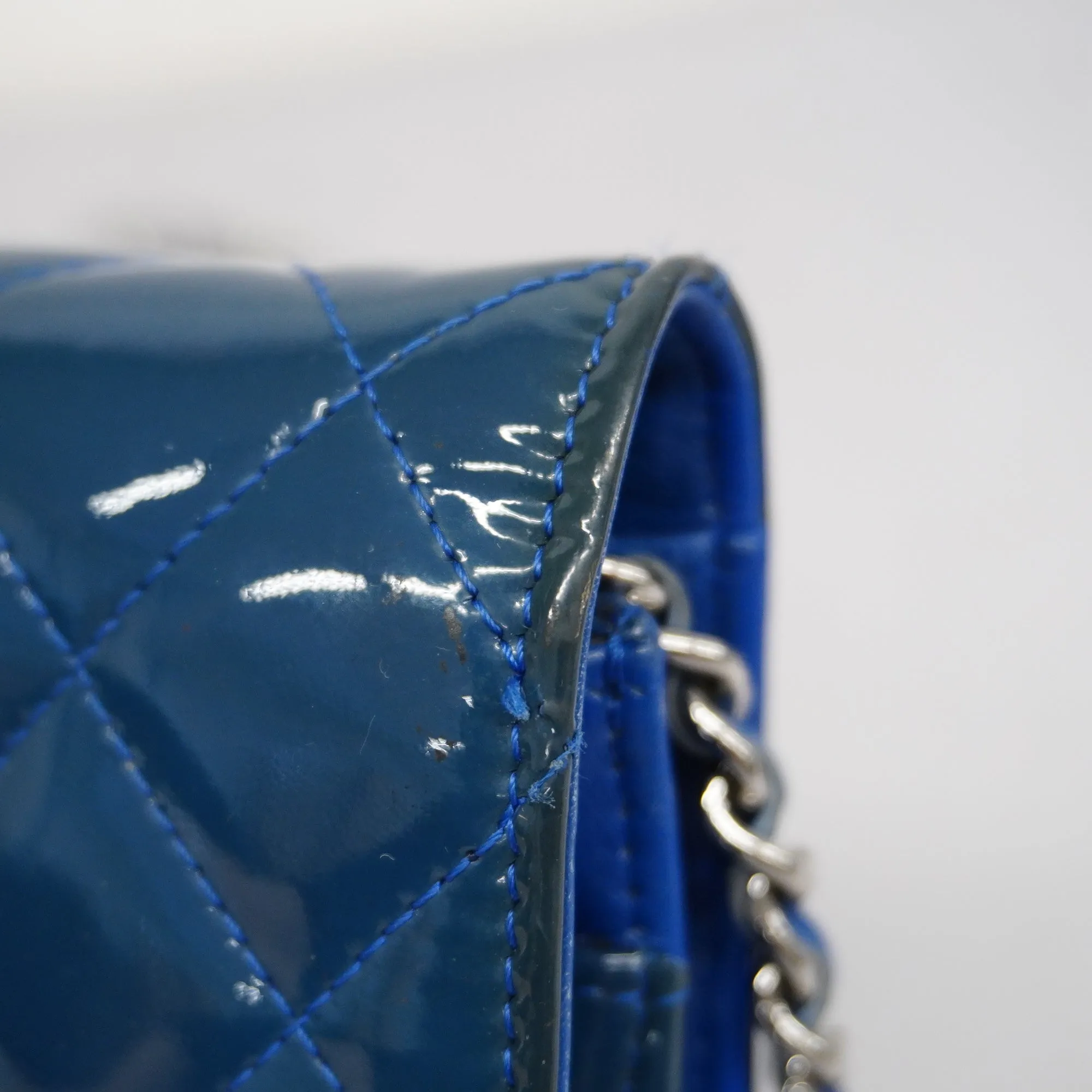 ChanelAuth  Matelasse Chain Shoulder Silver Metal Fittings Women's Wallet Blue