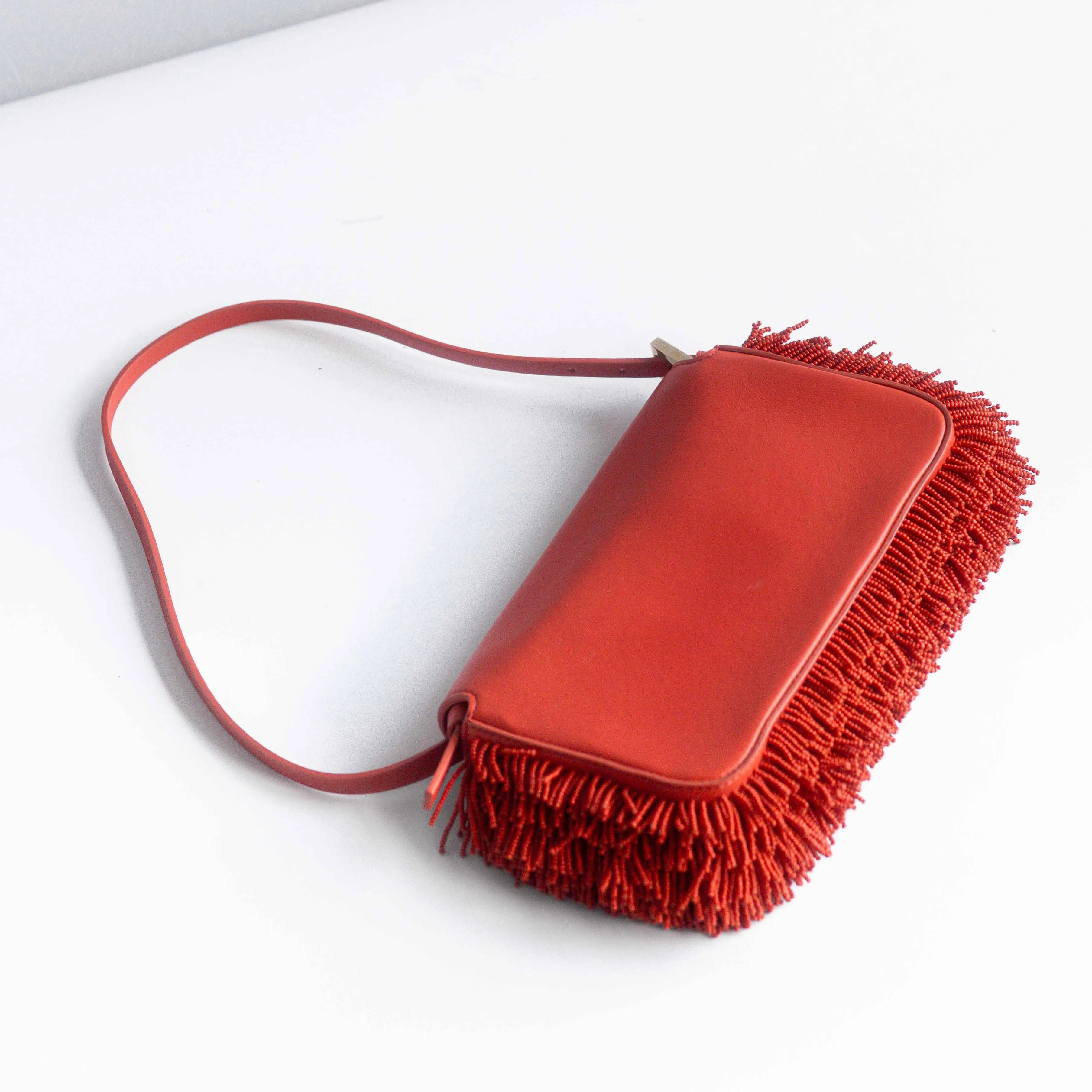 FENDI - BAG BAGUETTE SMALL RED NAPPA LEATHER PEARL EMBROIDERY