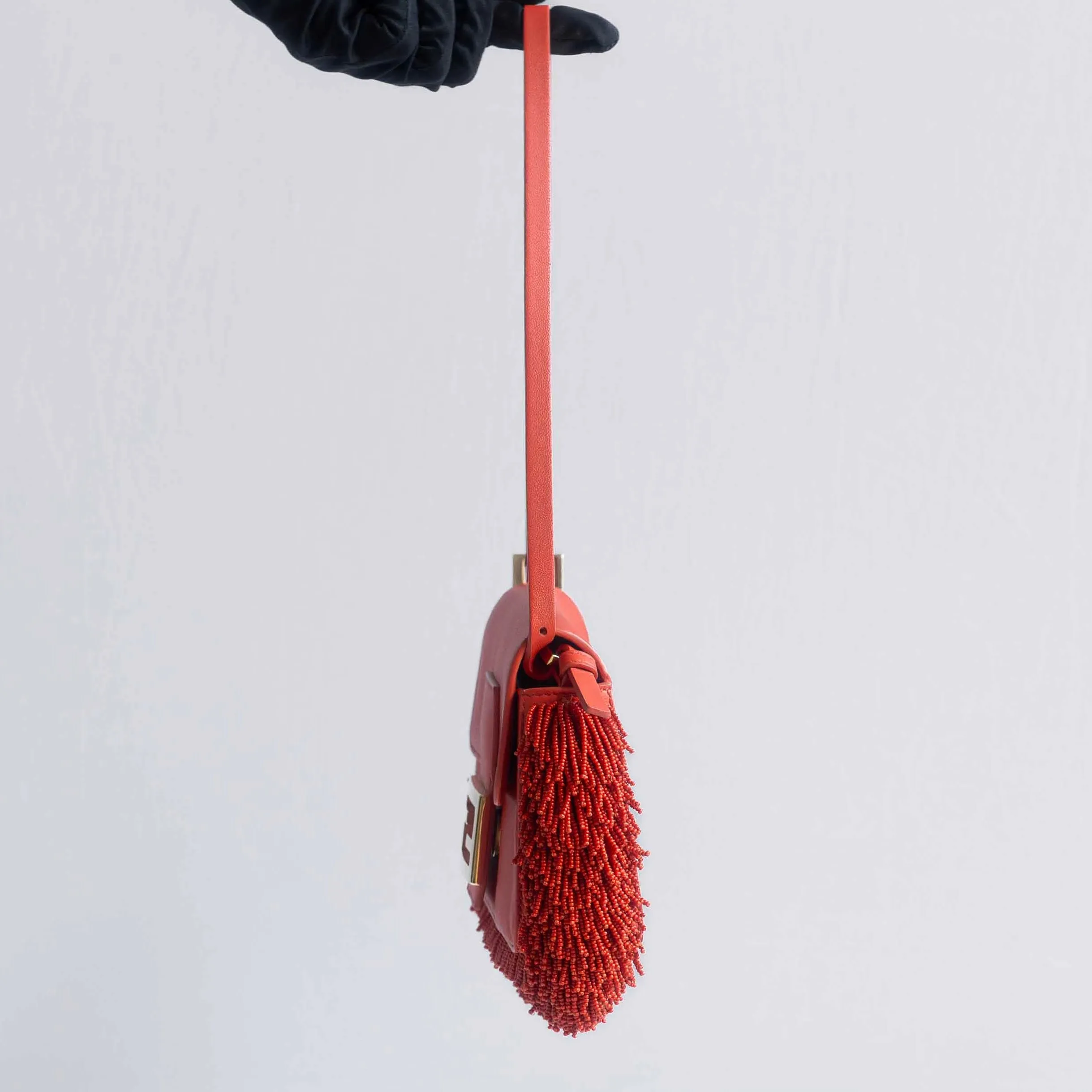 FENDI - BAG BAGUETTE SMALL RED NAPPA LEATHER PEARL EMBROIDERY