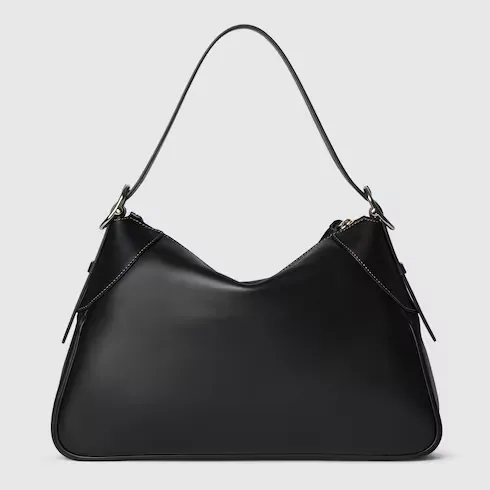 GG Emblem medium shoulder bag