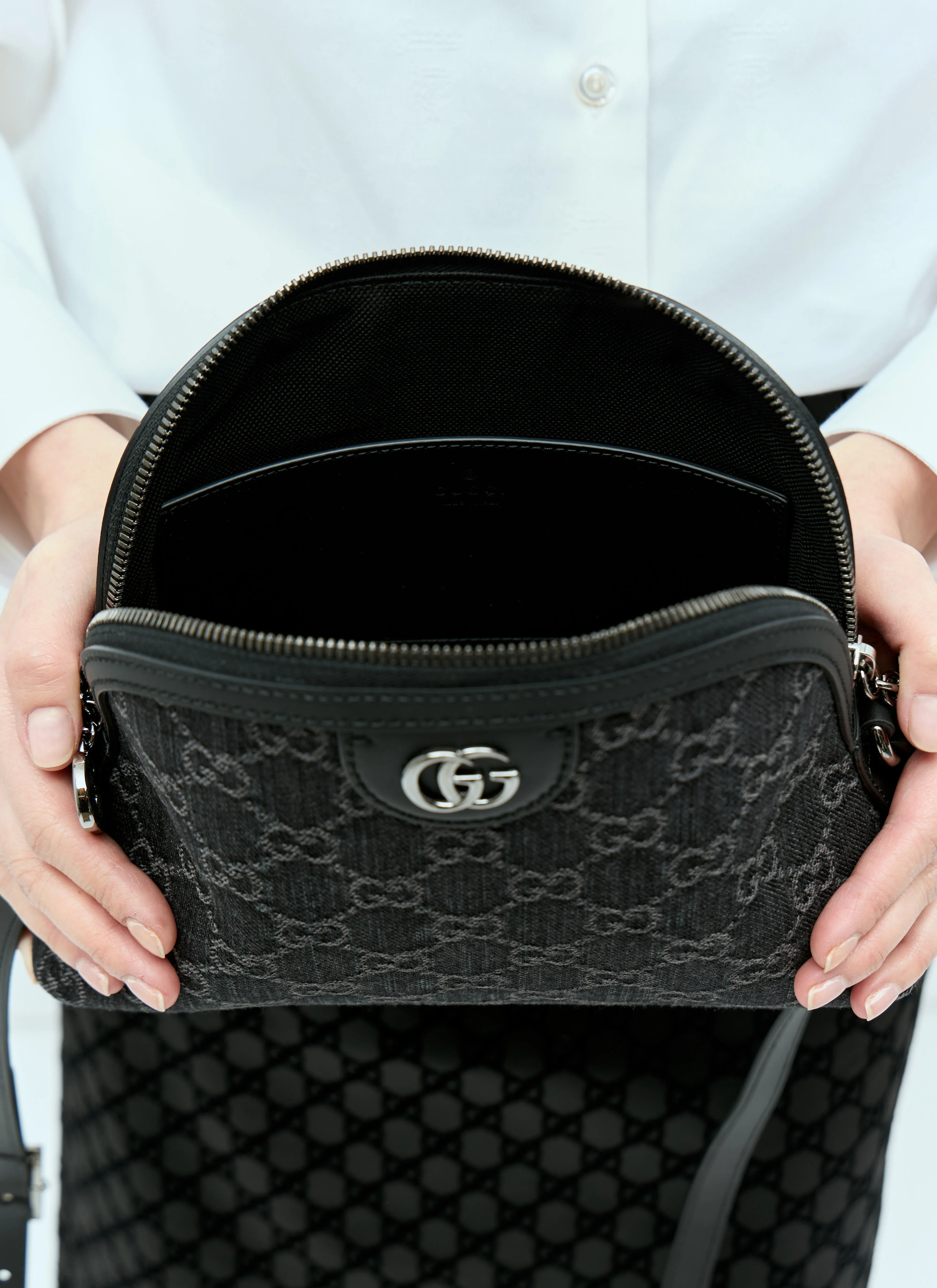 Gucci Women Ophidia Small Shoulder Bag