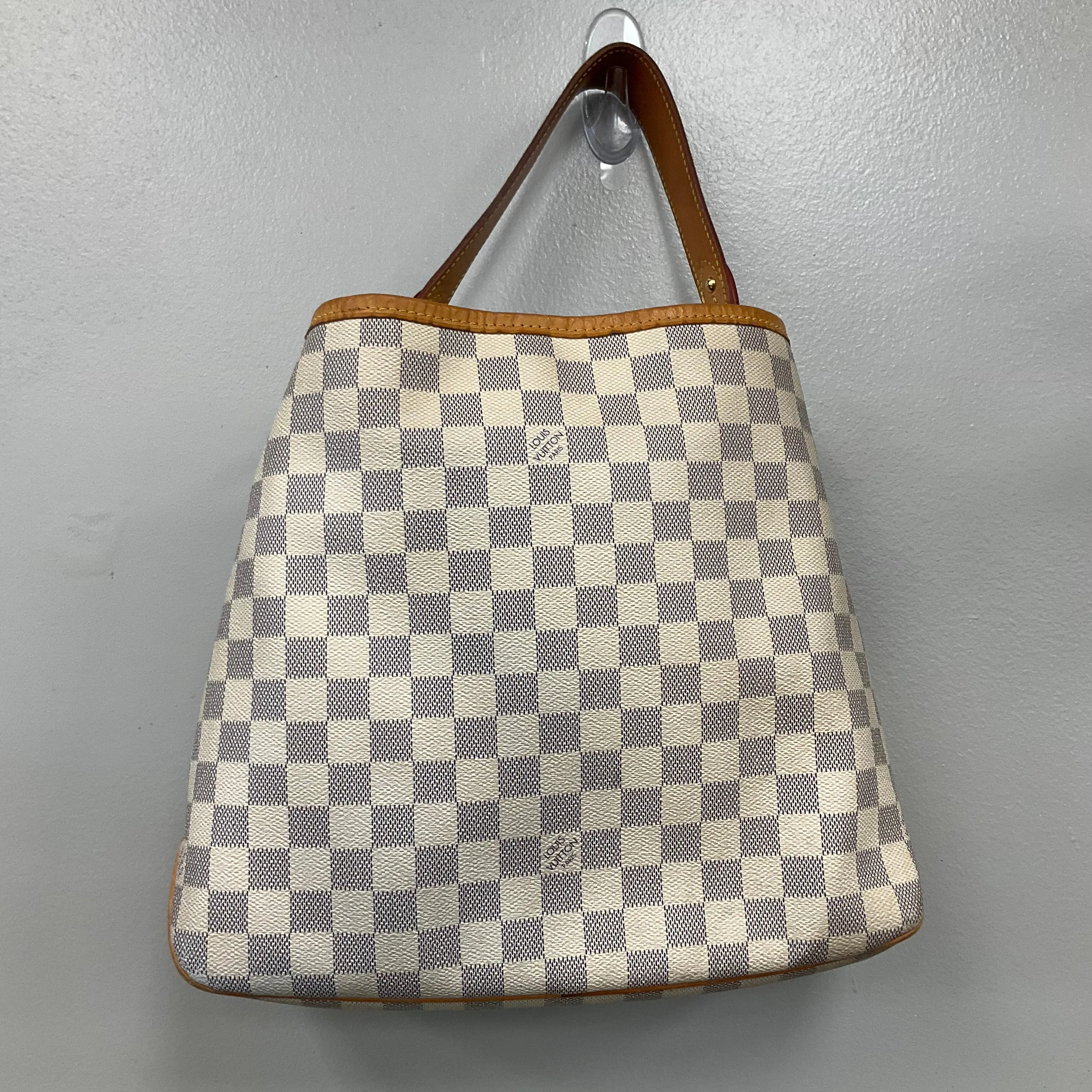 Handbag Luxury Designer By Louis Vuitton In Checkered Pattern, Size:Medium