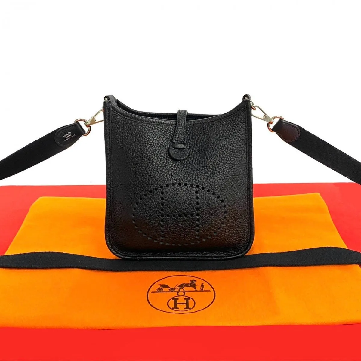 HERMES Shoulder Bag Taurillon Clemence black Evelyn TPM