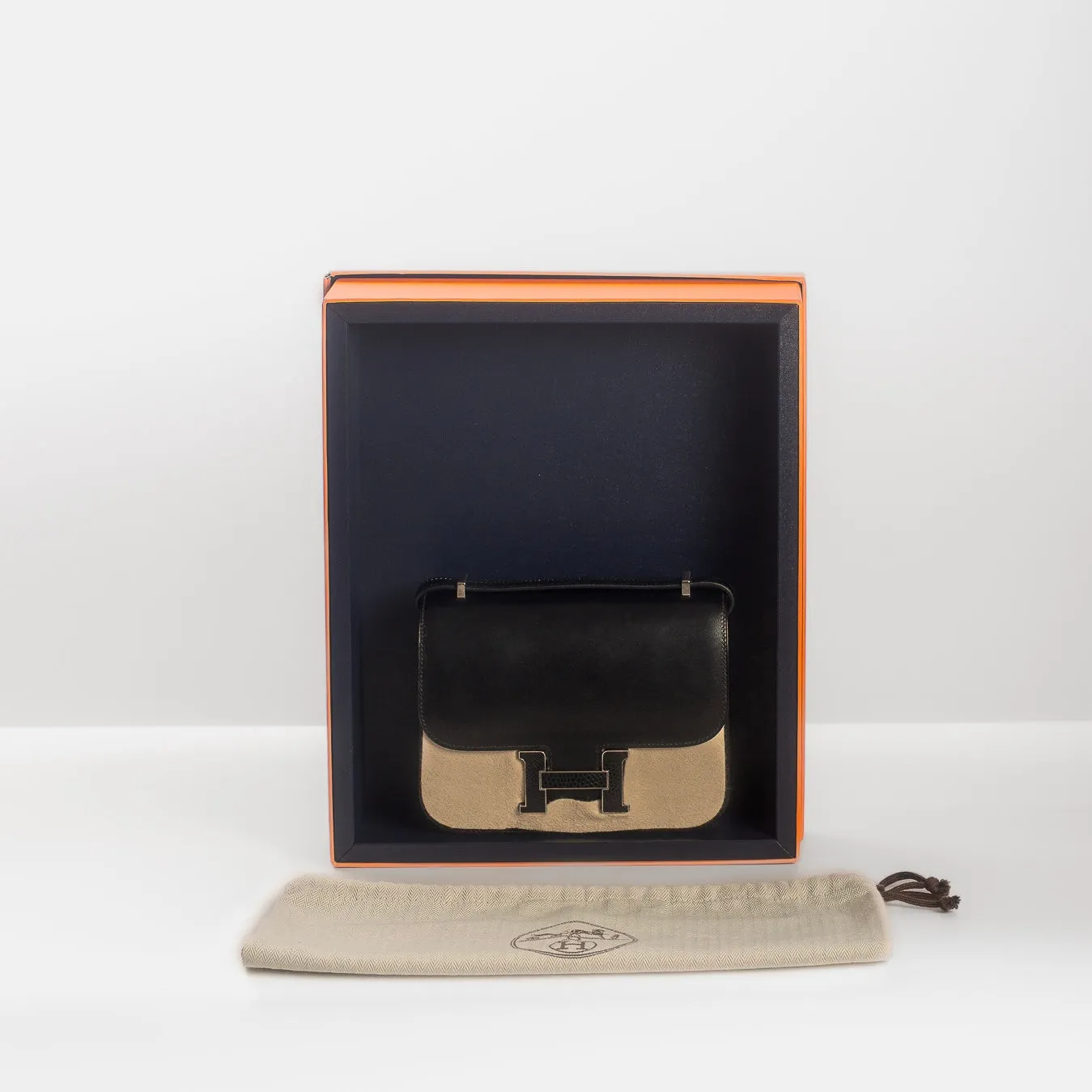 HERM??S - *LIMITED EDITION* CONSTANCE MINI 18 BLACK BOX CALF LEATHER & LIZARD PALLADIUM HARDWARE