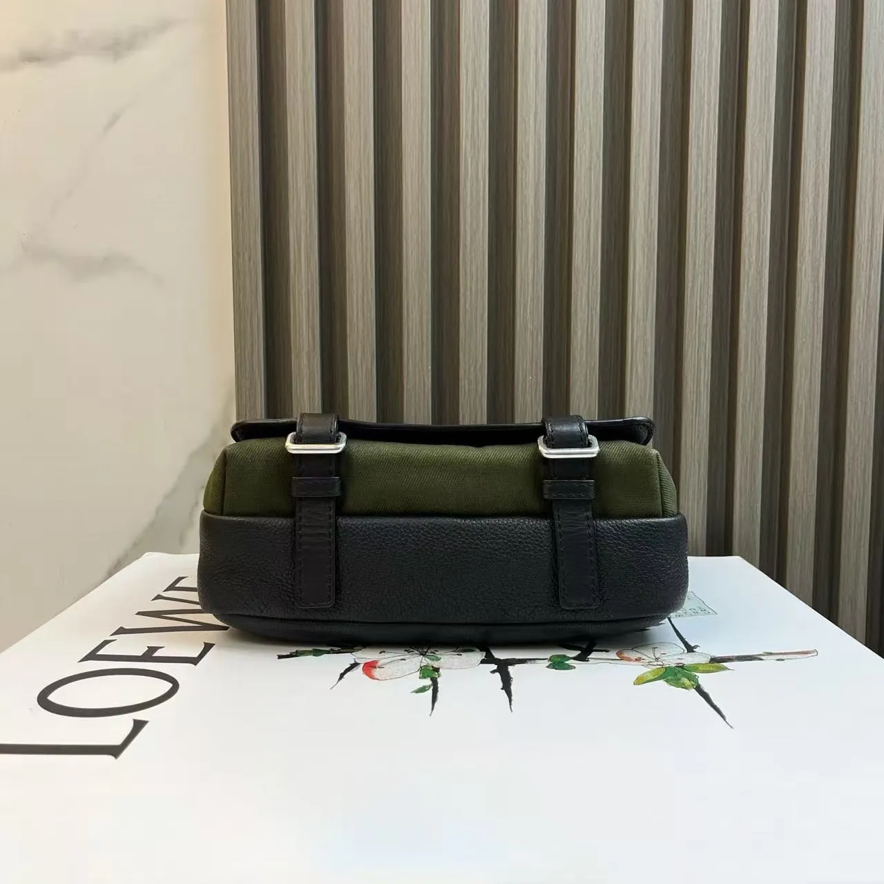 Loewe Black Leather Shoulder Bag - Preloved
