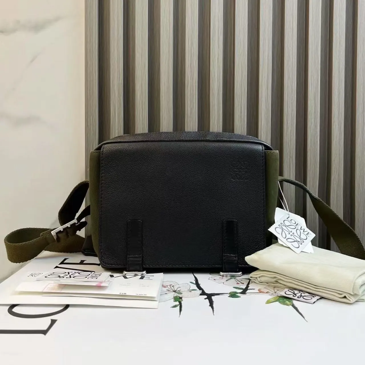 Loewe Black Leather Shoulder Bag - Preloved