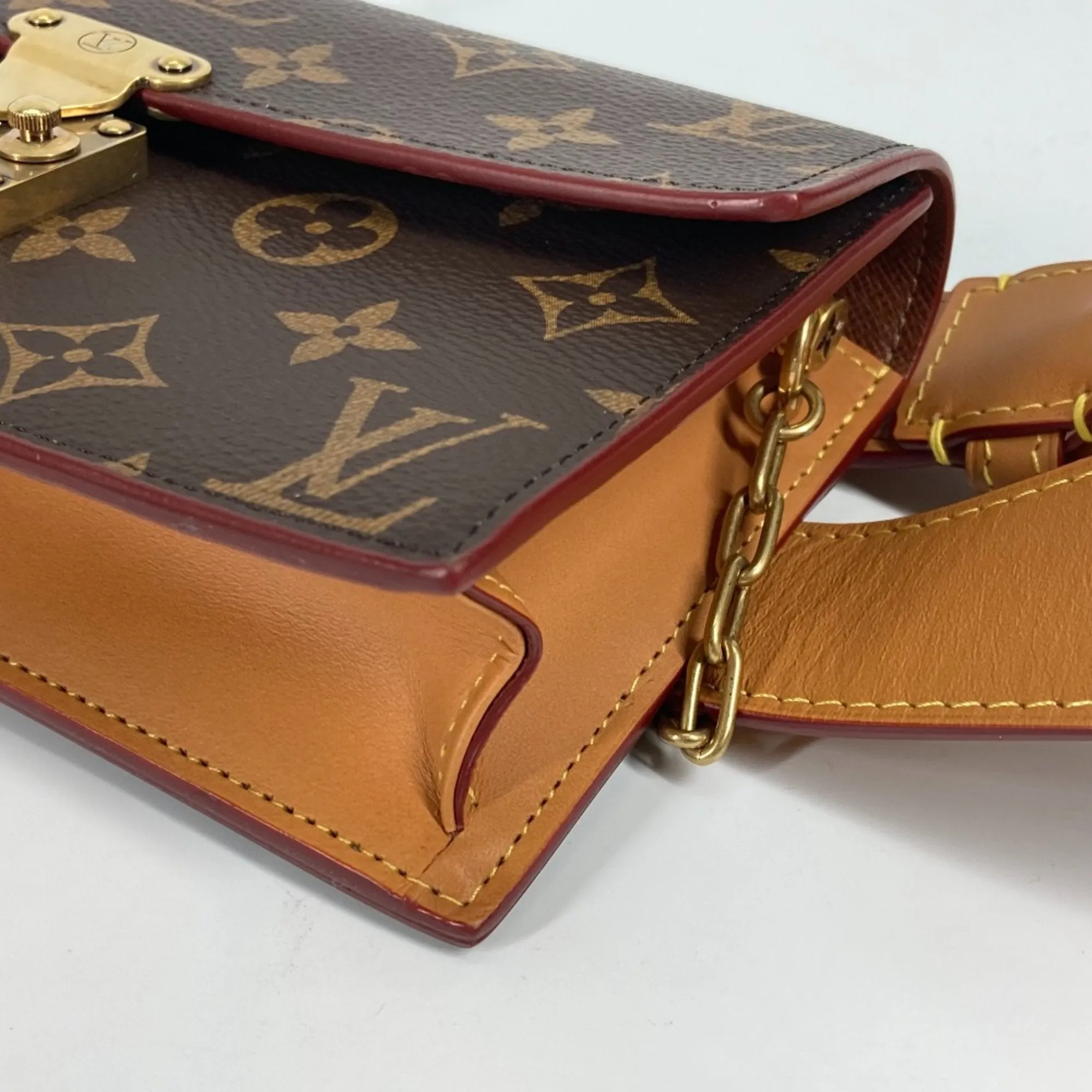 LOUIS VUITTON Belt bag Shoulder Bag