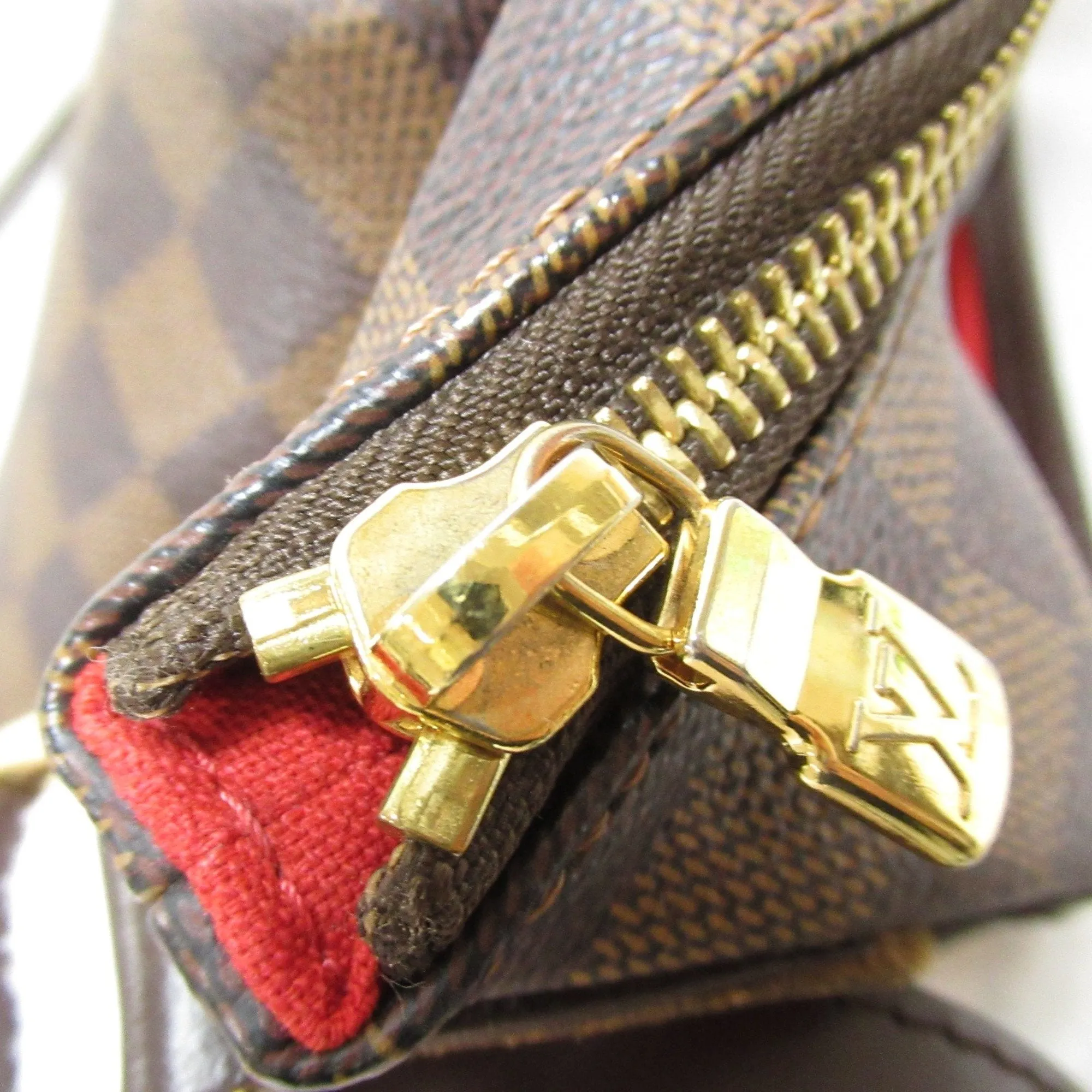 LOUIS VUITTON Bloomsbury Shoulder Bag
