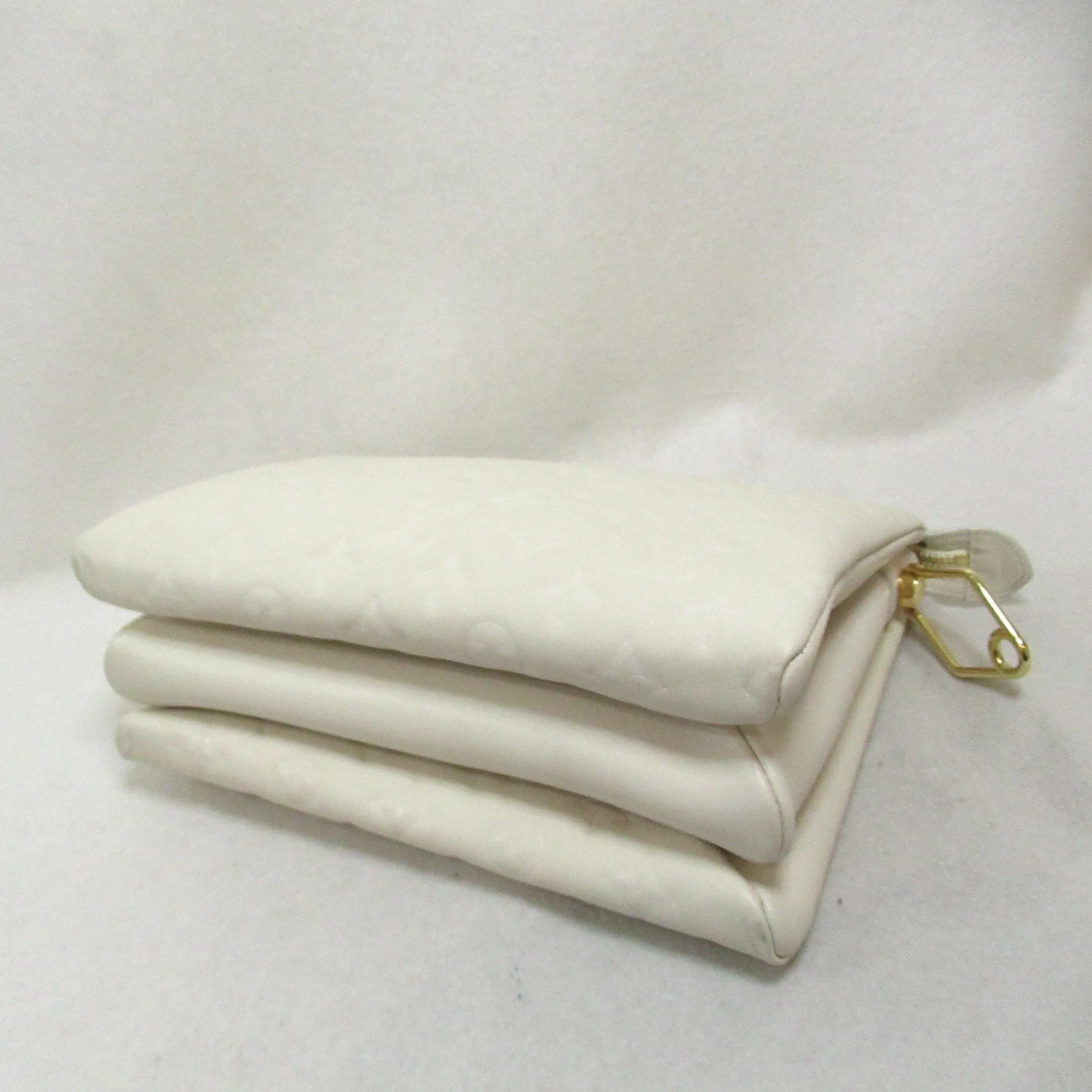 LOUIS VUITTON Coussin Shoulder Bag