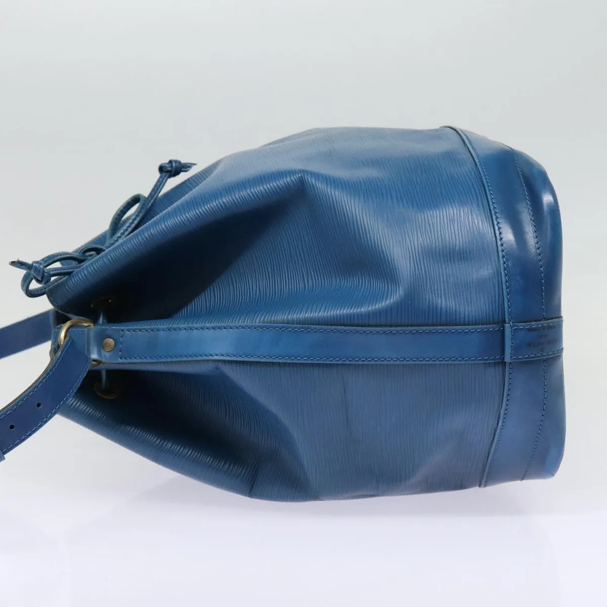 LOUIS VUITTON Epi Noe Shoulder Bag Toledo Blue M44005 LV Auth 87510