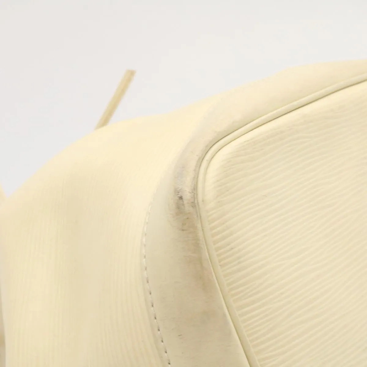 LOUIS VUITTON Epi Noe Shoulder Bag White M4084J LV Auth am2138g