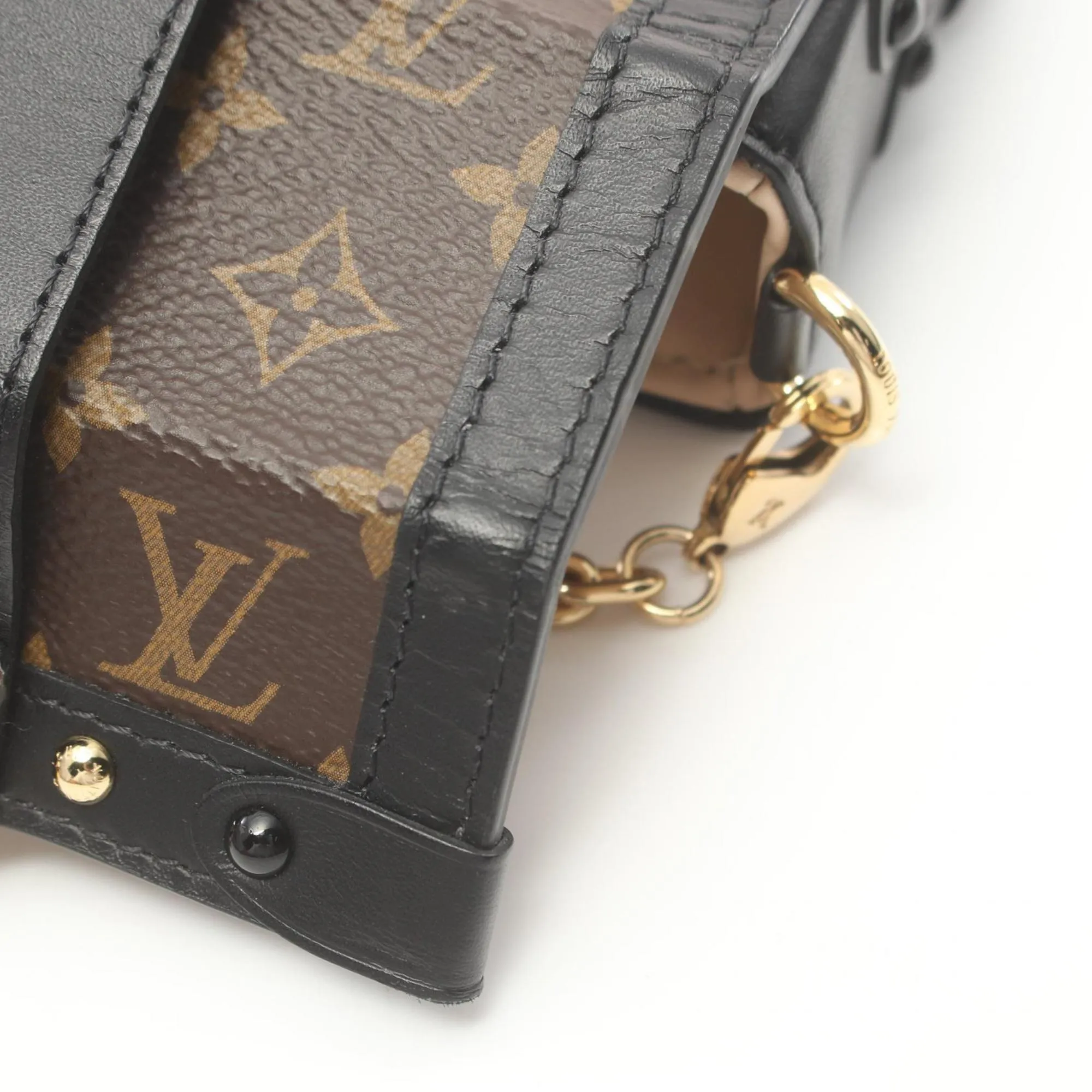 LOUIS VUITTON Essential Trunk Shoulder Bag