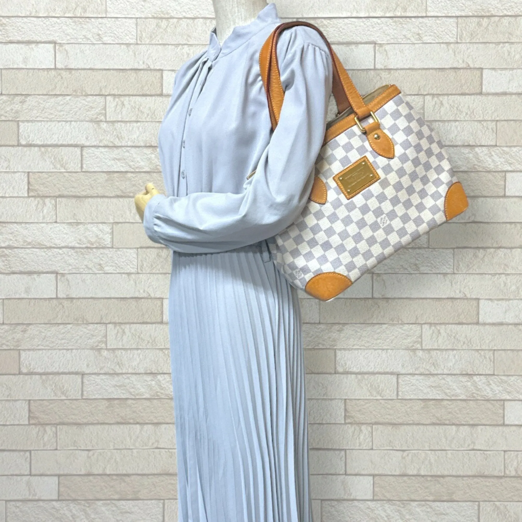 LOUIS VUITTON Hampstead Shoulder Bag