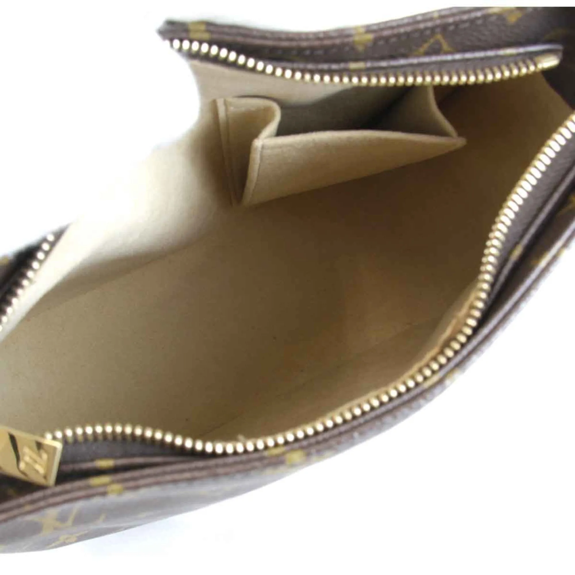 LOUIS VUITTON Looping MM Shoulder Bag