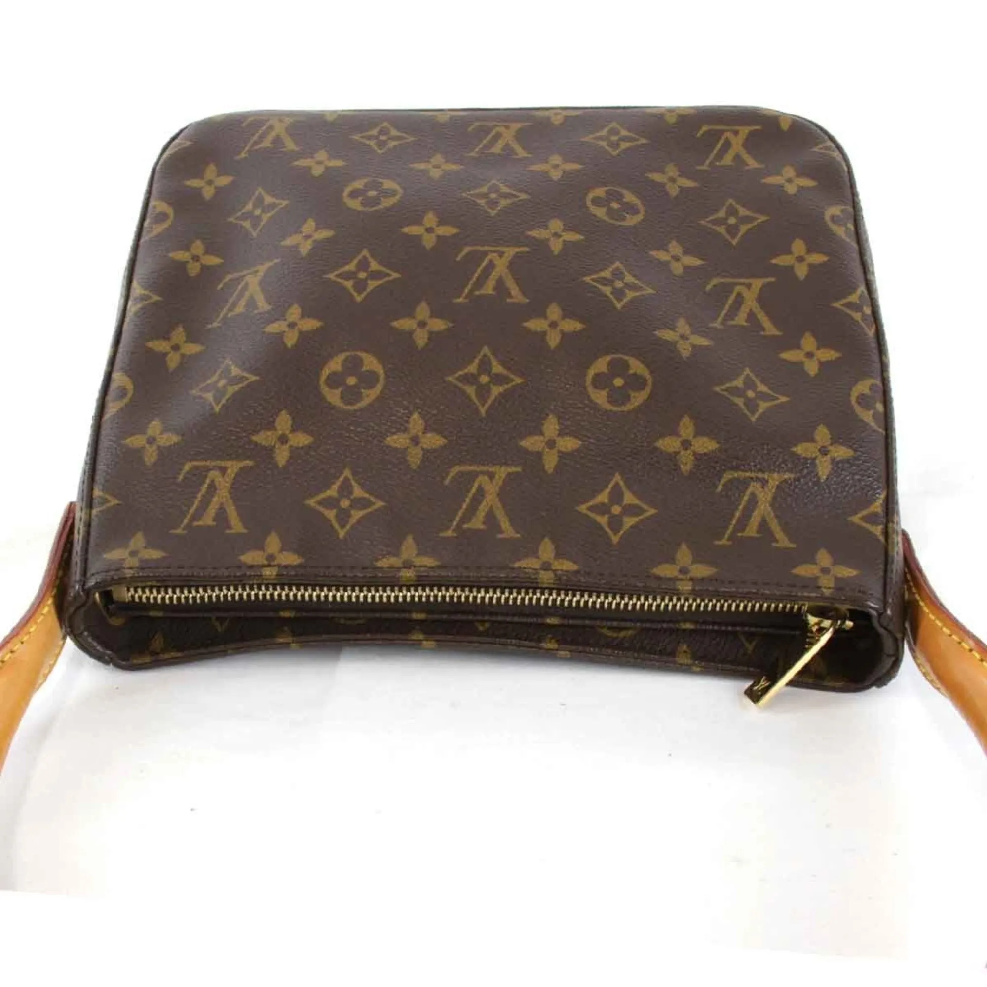 LOUIS VUITTON Looping MM Shoulder Bag