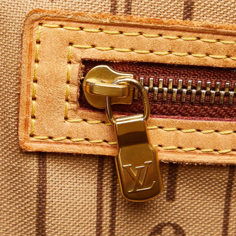 Louis Vuitton Monogram Neverfull MM Shoulder Bag Tote Bag M40156