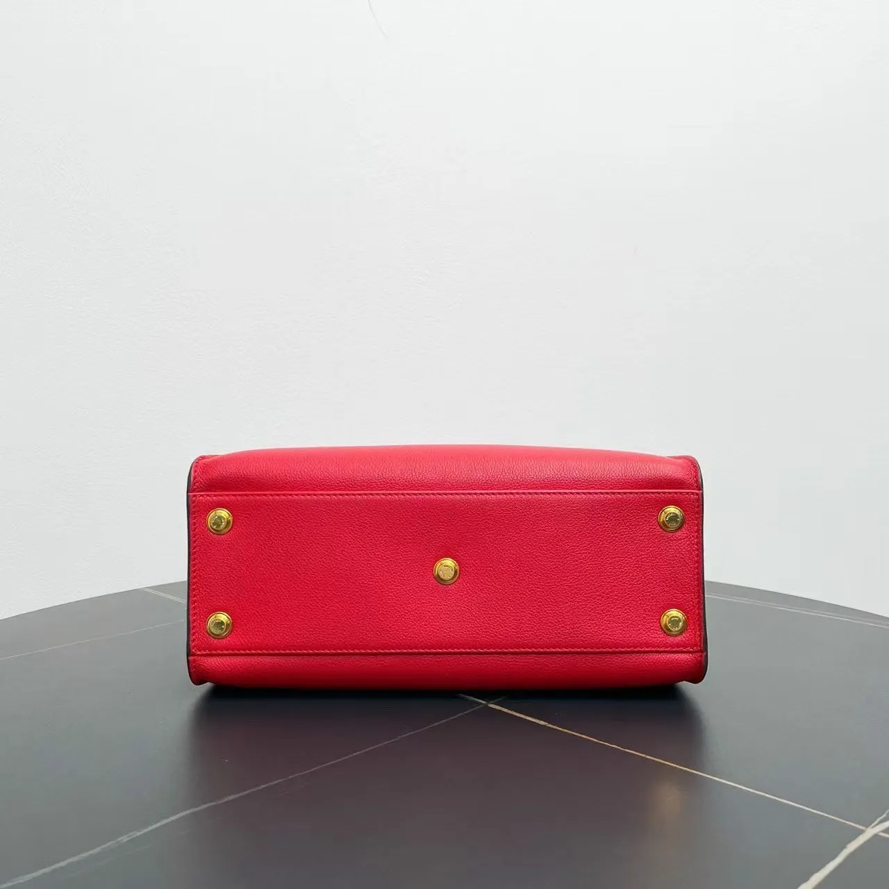 Louis Vuitton Montaigne MM Red/Beige Two-Way Bag - Shoulder/Top Handle - Medium