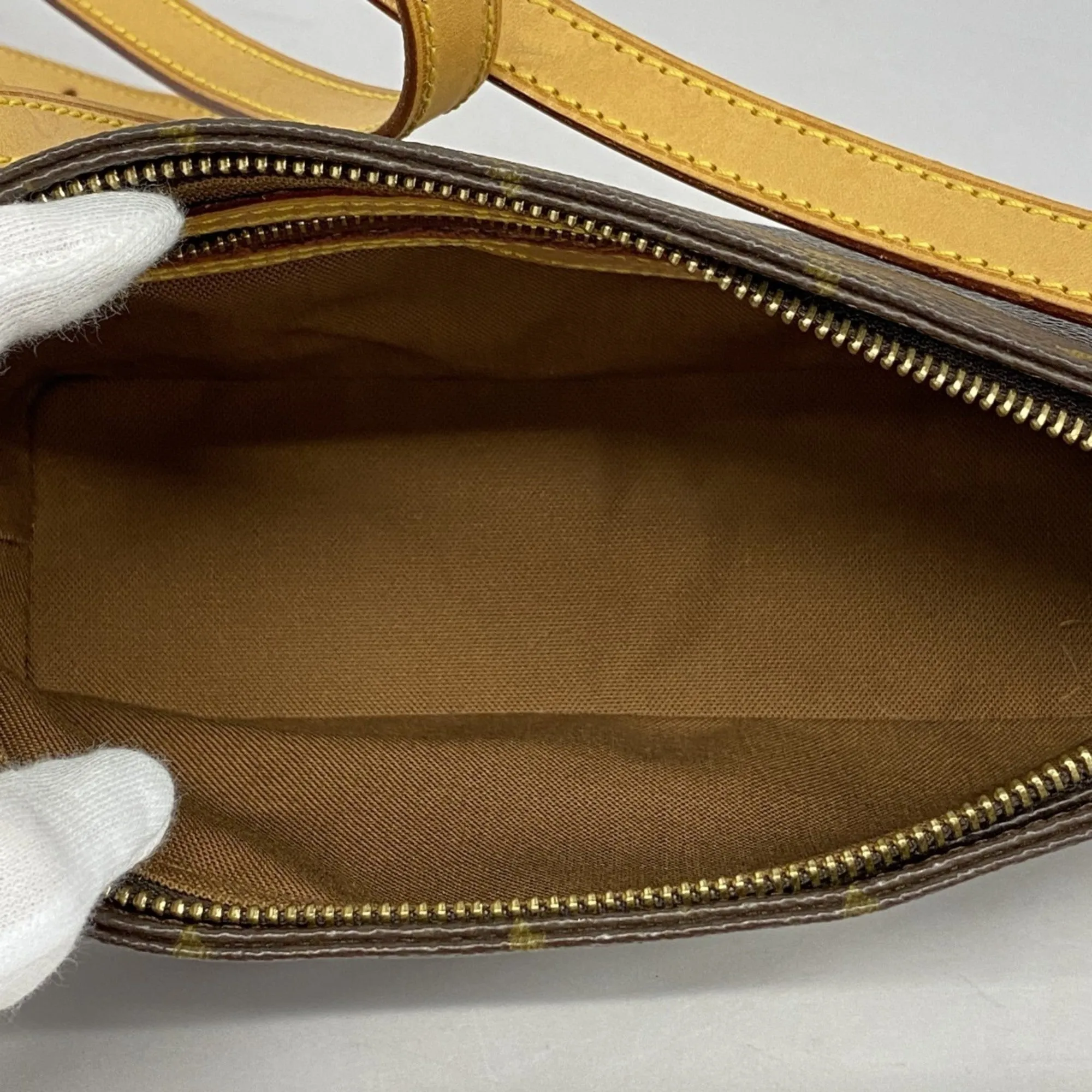 Louis Vuitton  Shoulder Bag