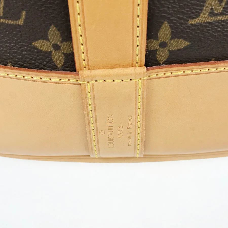 LOUIS VUITTON Shoulder Bag