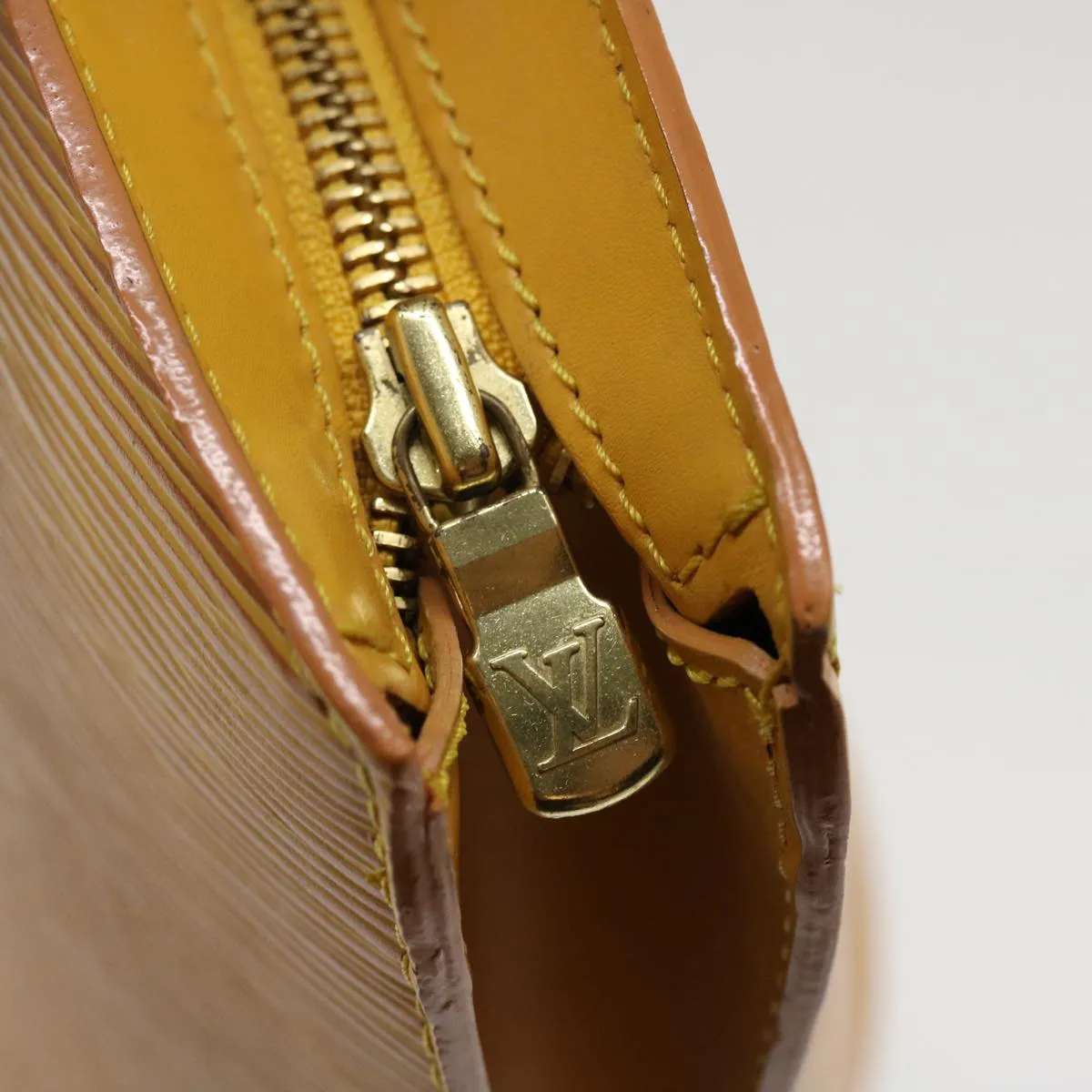 Louis Vuitton Yellow Leather Saint Jacques shoulder bag