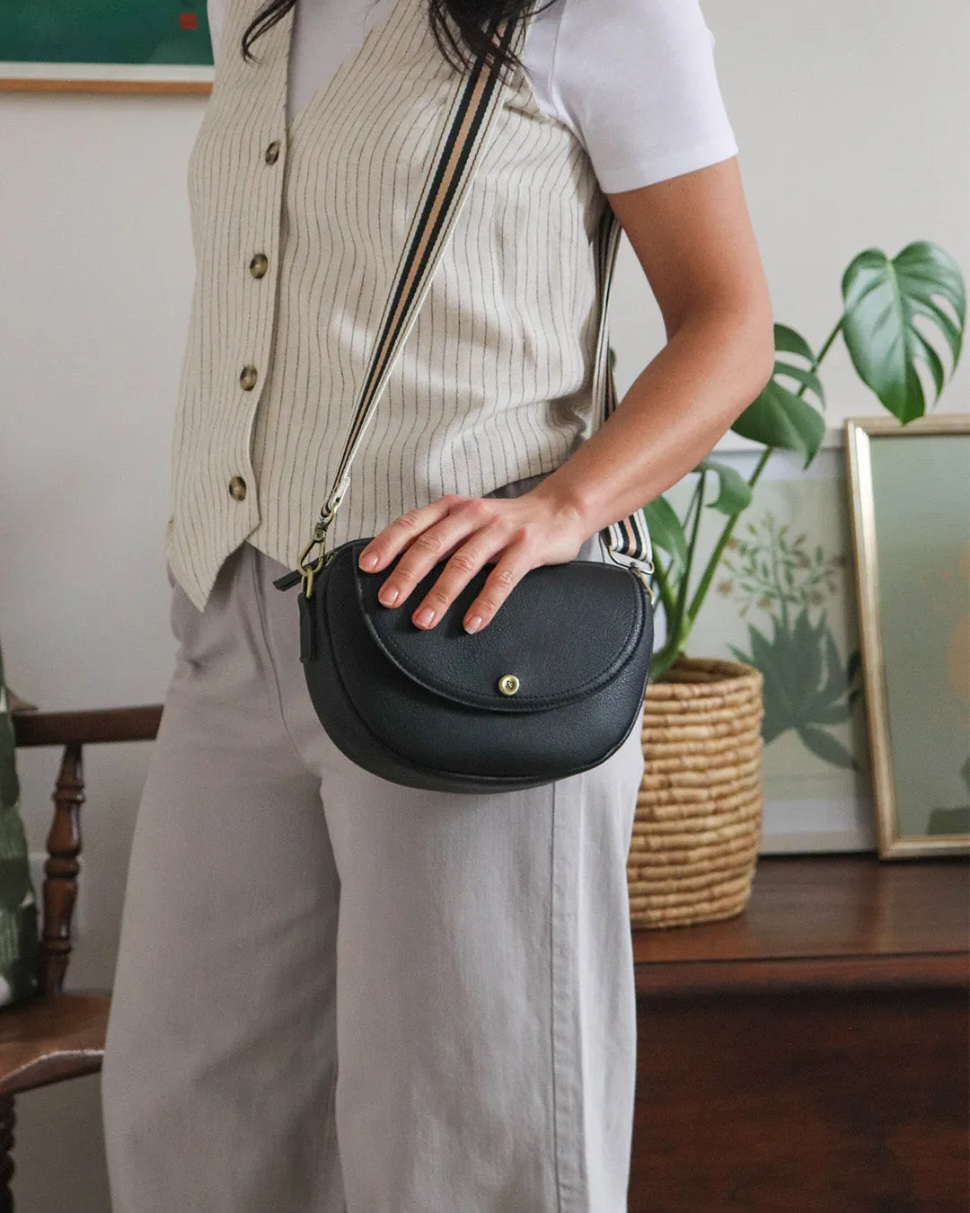 Luna Half Moon Bag - Black