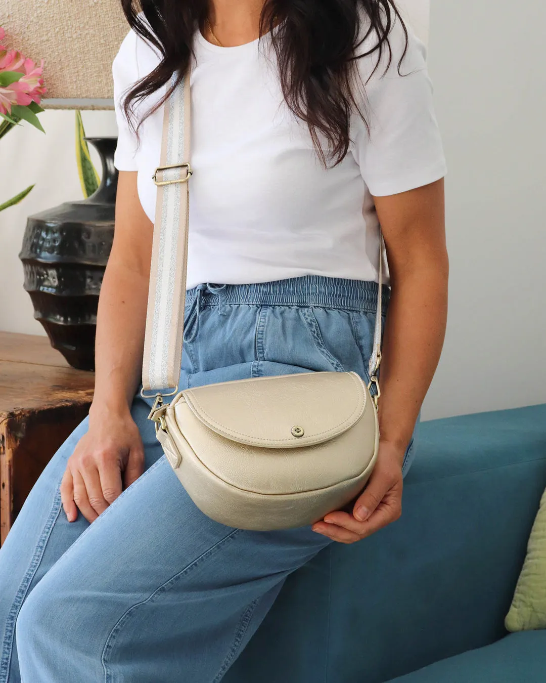 Luna Half Moon Bag - Gold