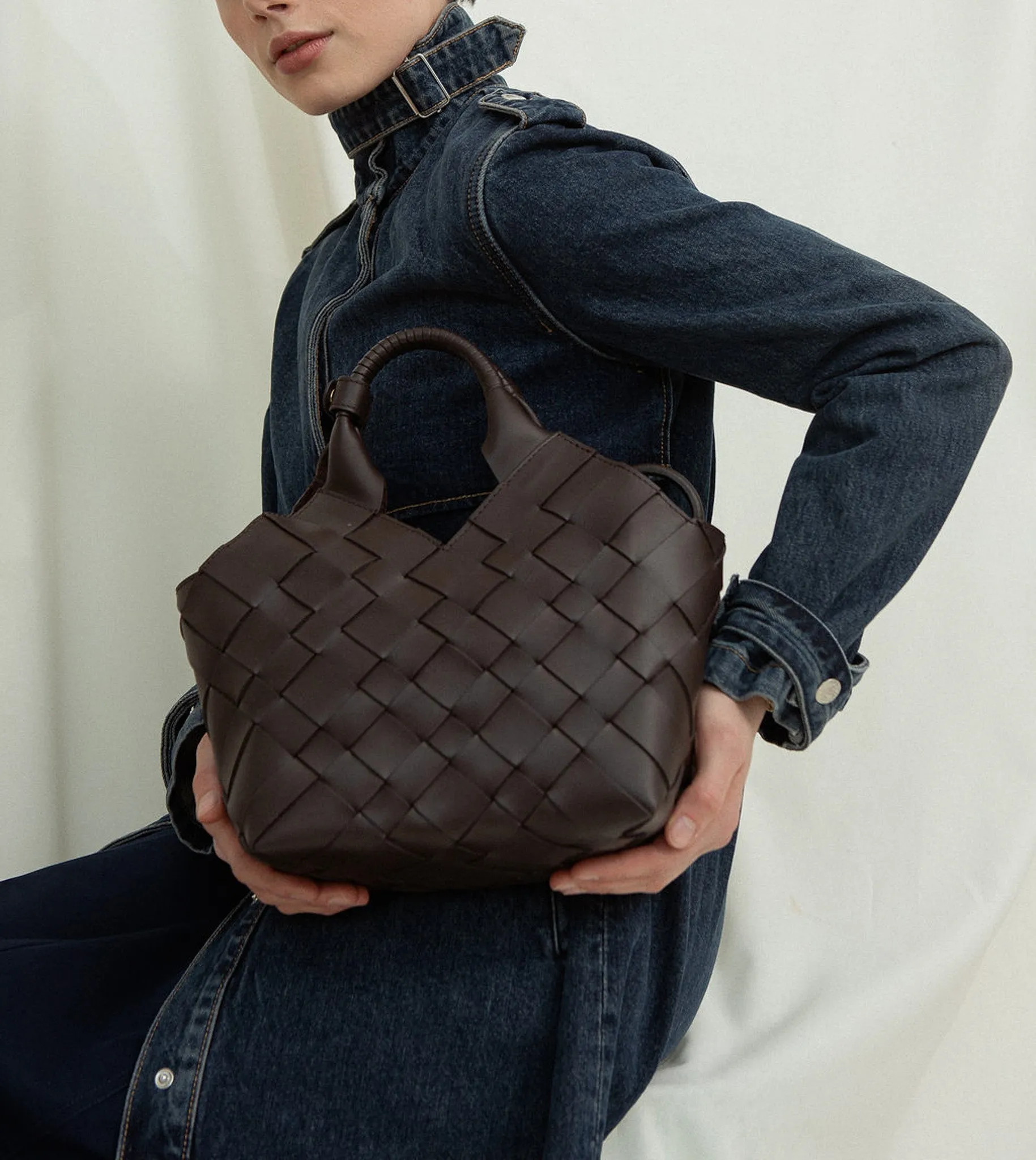 MISU Rose Raffia Shoulder bag