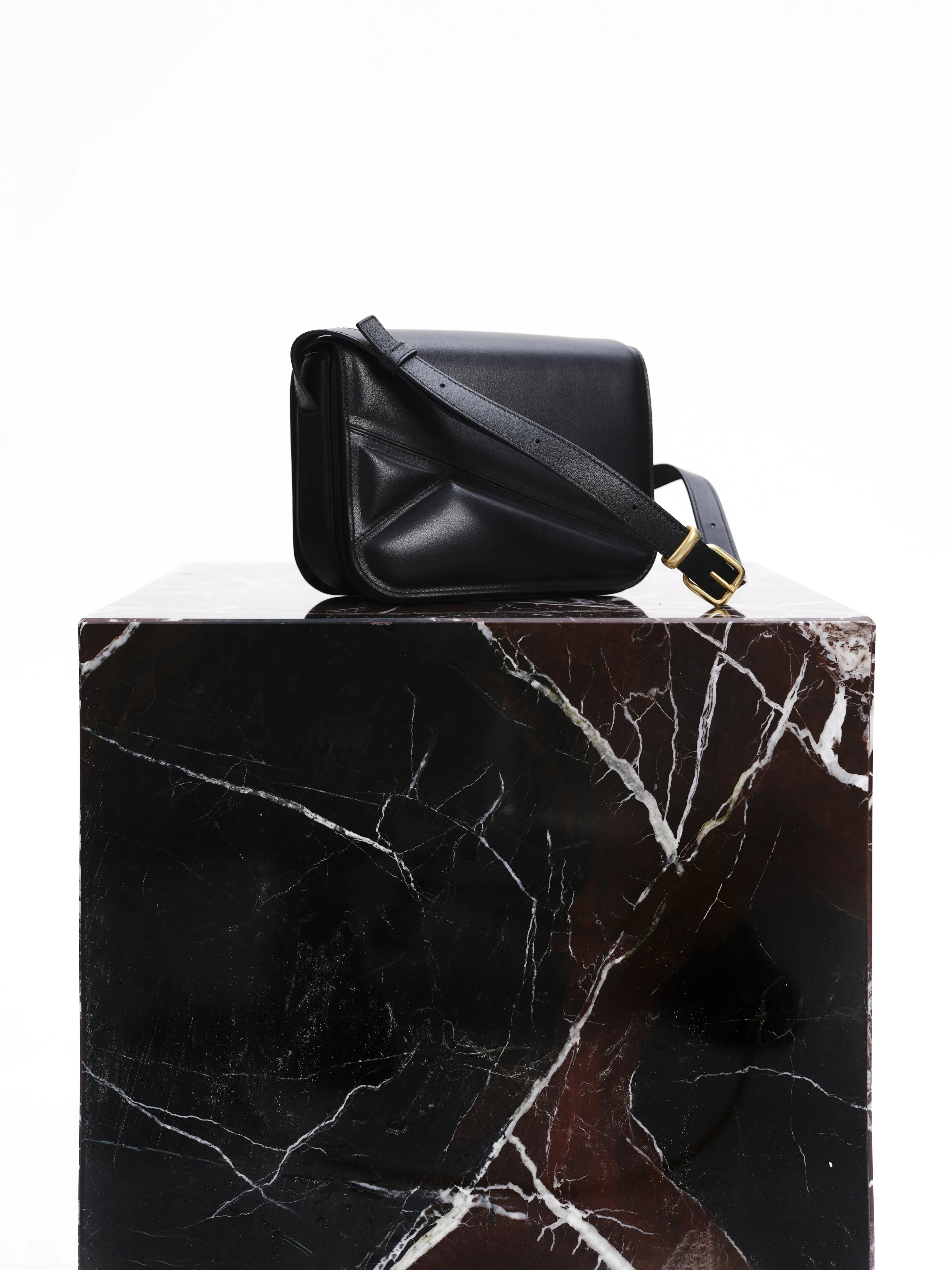 Oscar Trunk Medium - Black