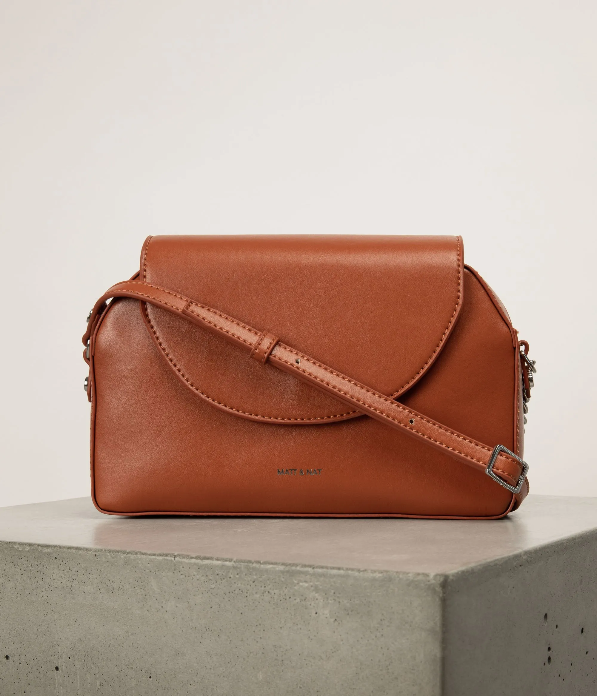 PAAR Vegan Crossbody Bag - UPPEAL