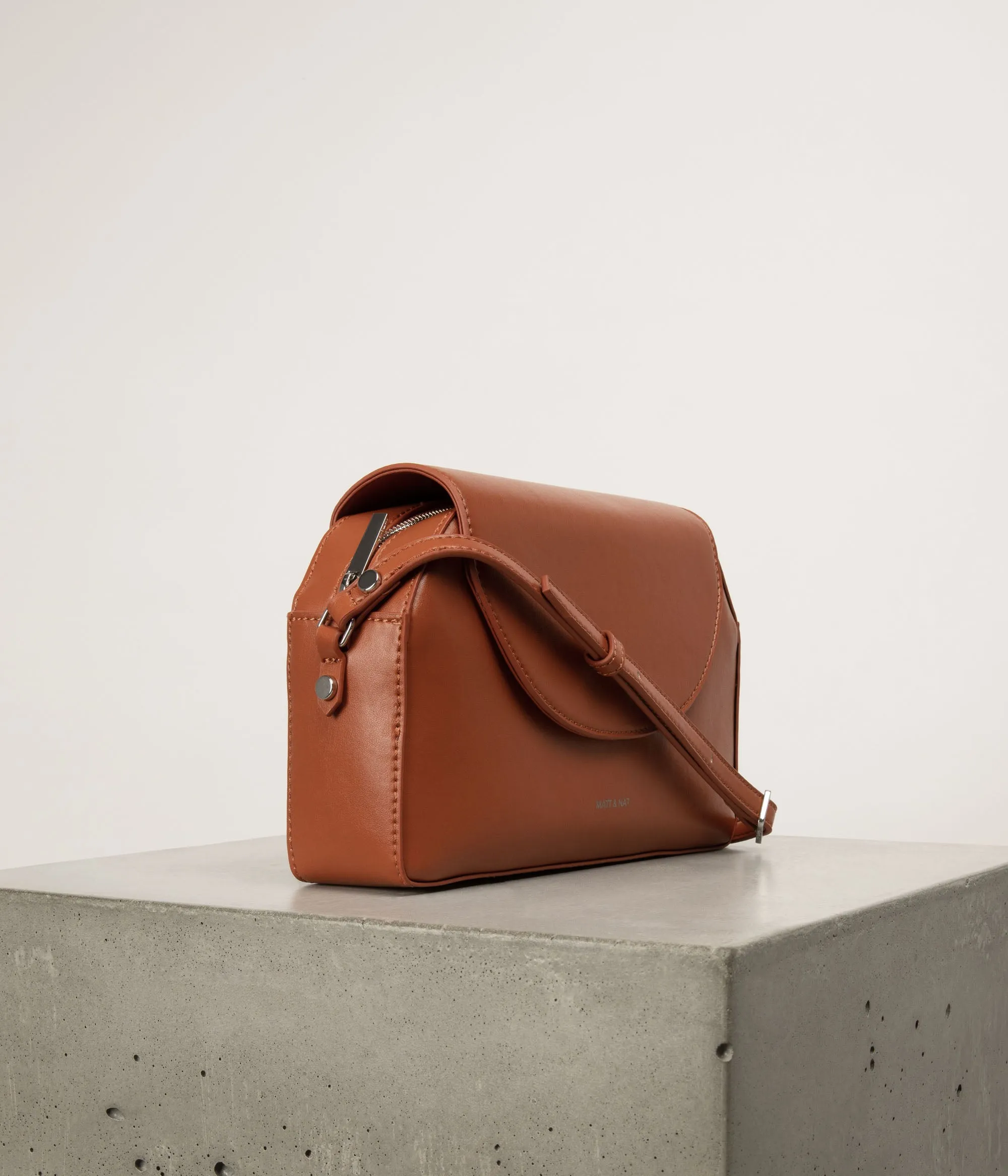 PAAR Vegan Crossbody Bag - UPPEAL