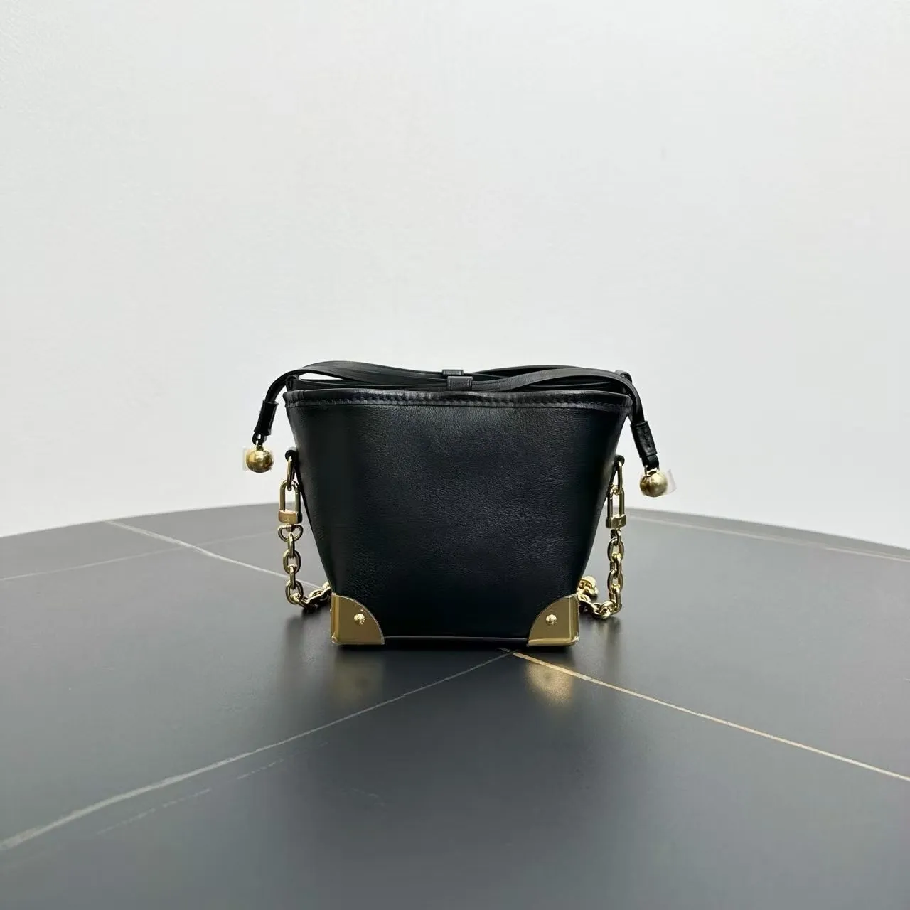 preloved Louis Vuitton shoulder bag