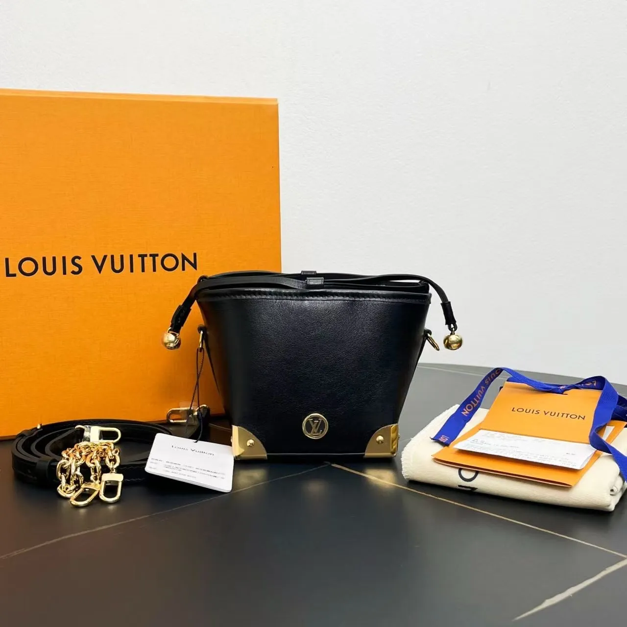 preloved Louis Vuitton shoulder bag
